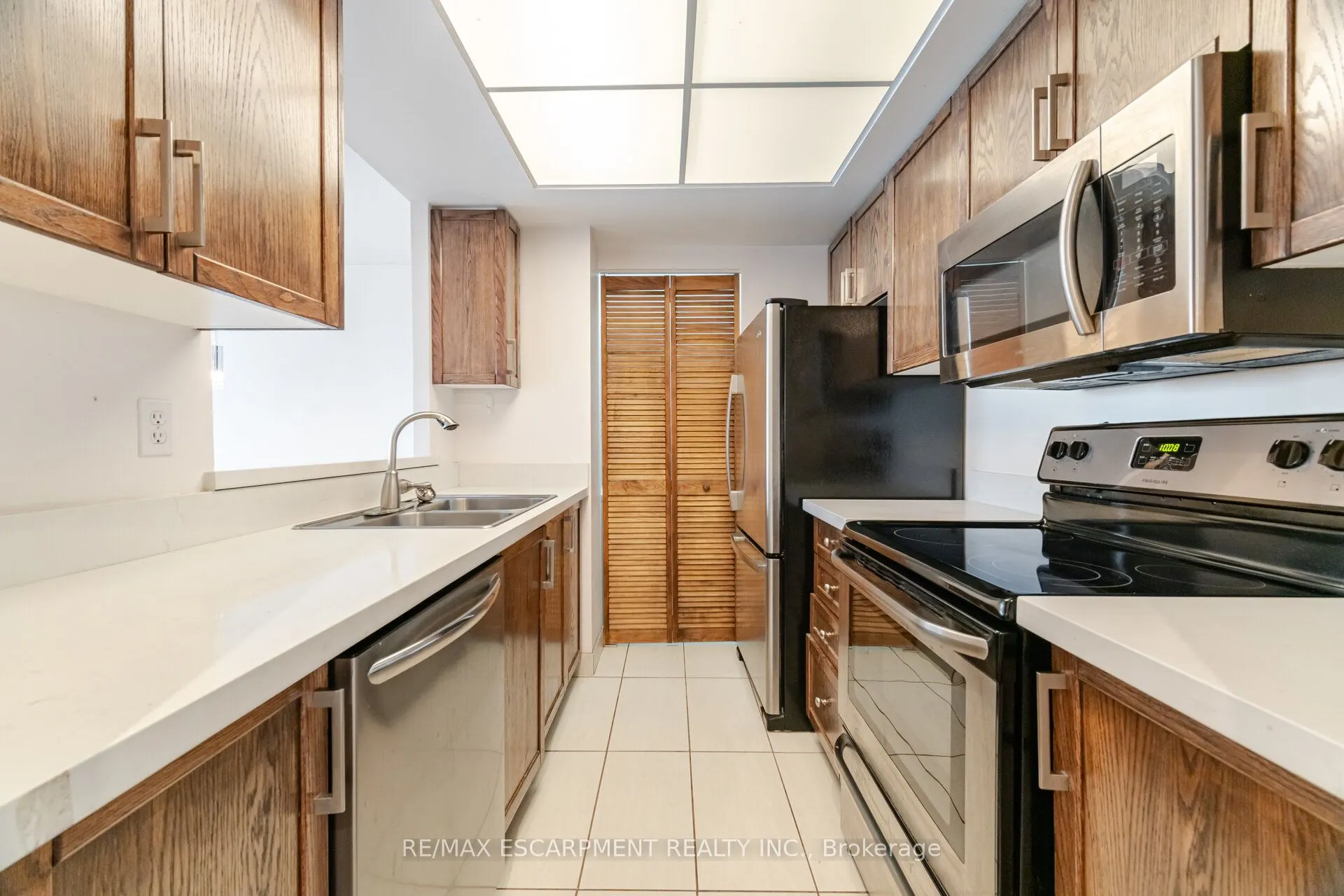 1001 Cedarglen Gate, #716