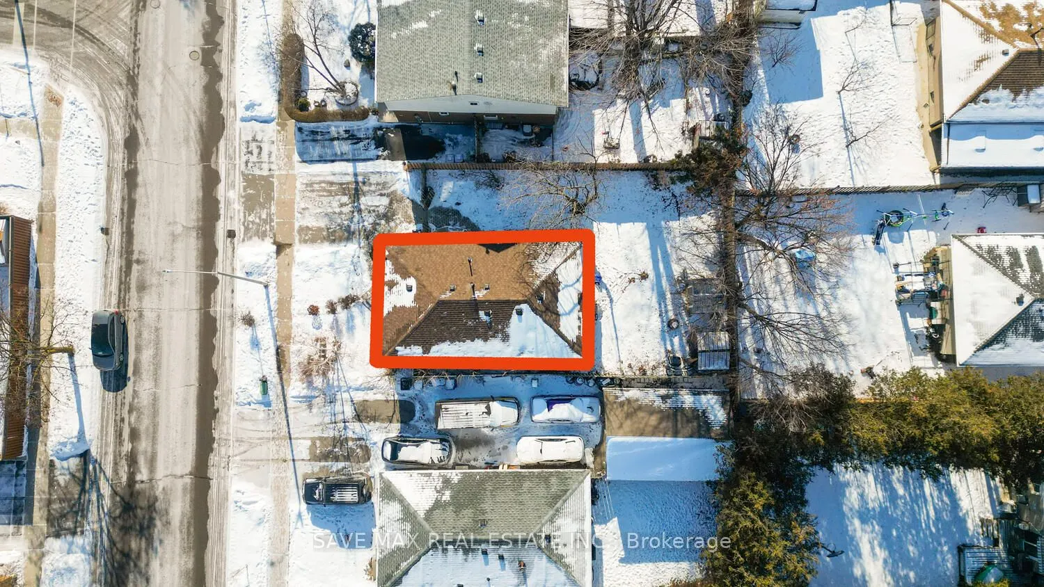 102 SUTHERLAND Avenue