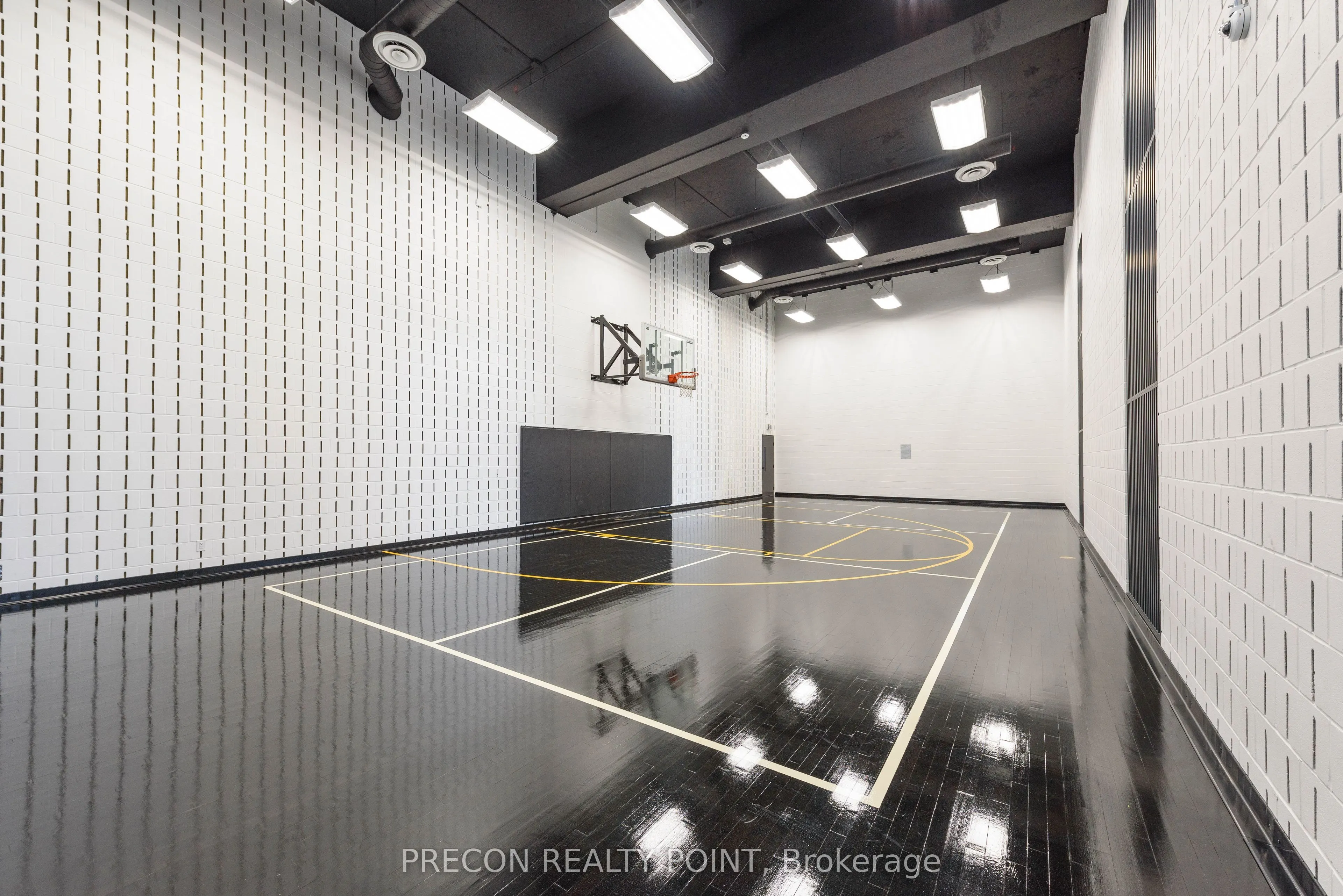 4065 Confederation Parkway, #4004