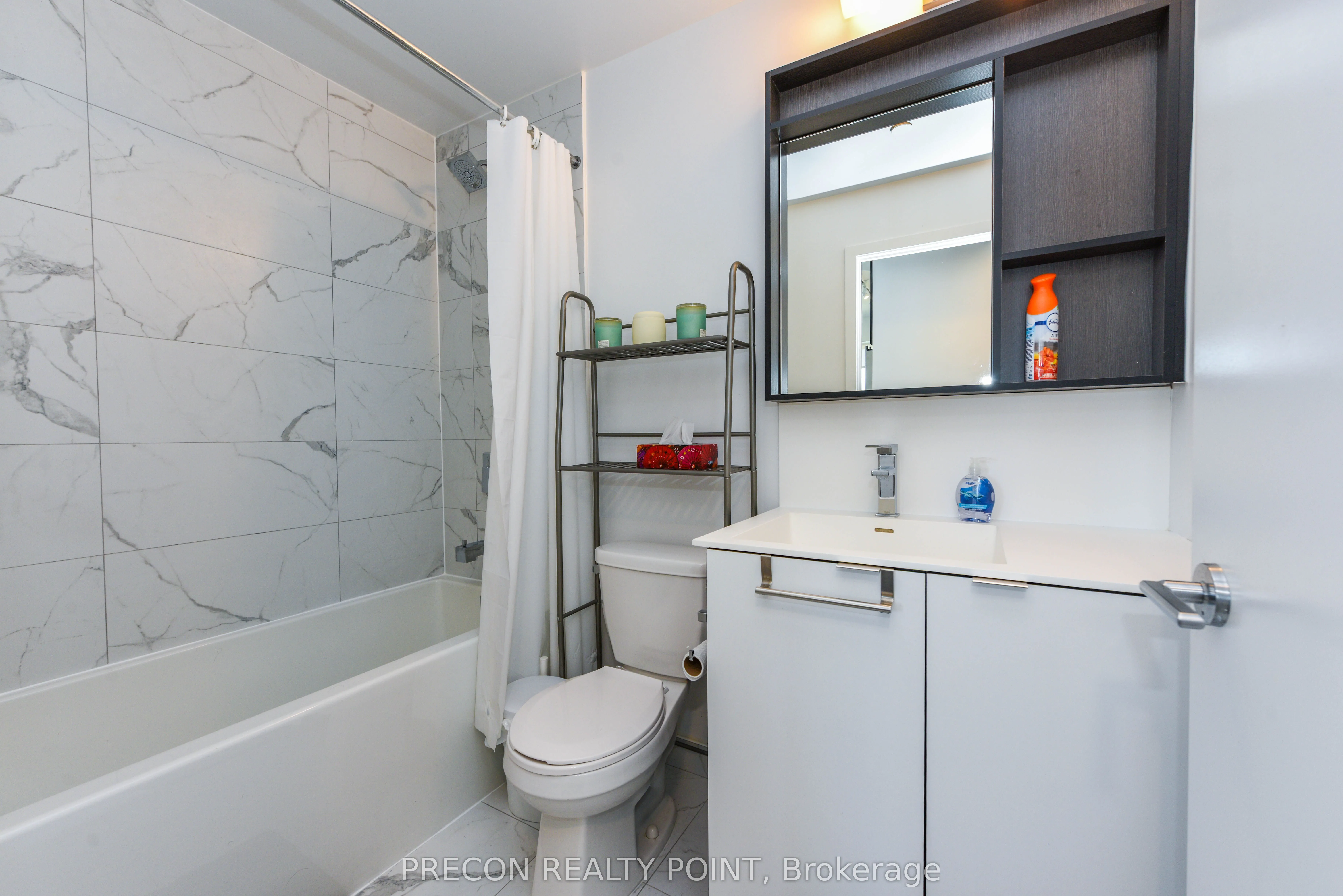 4065 Confederation Parkway, #4004