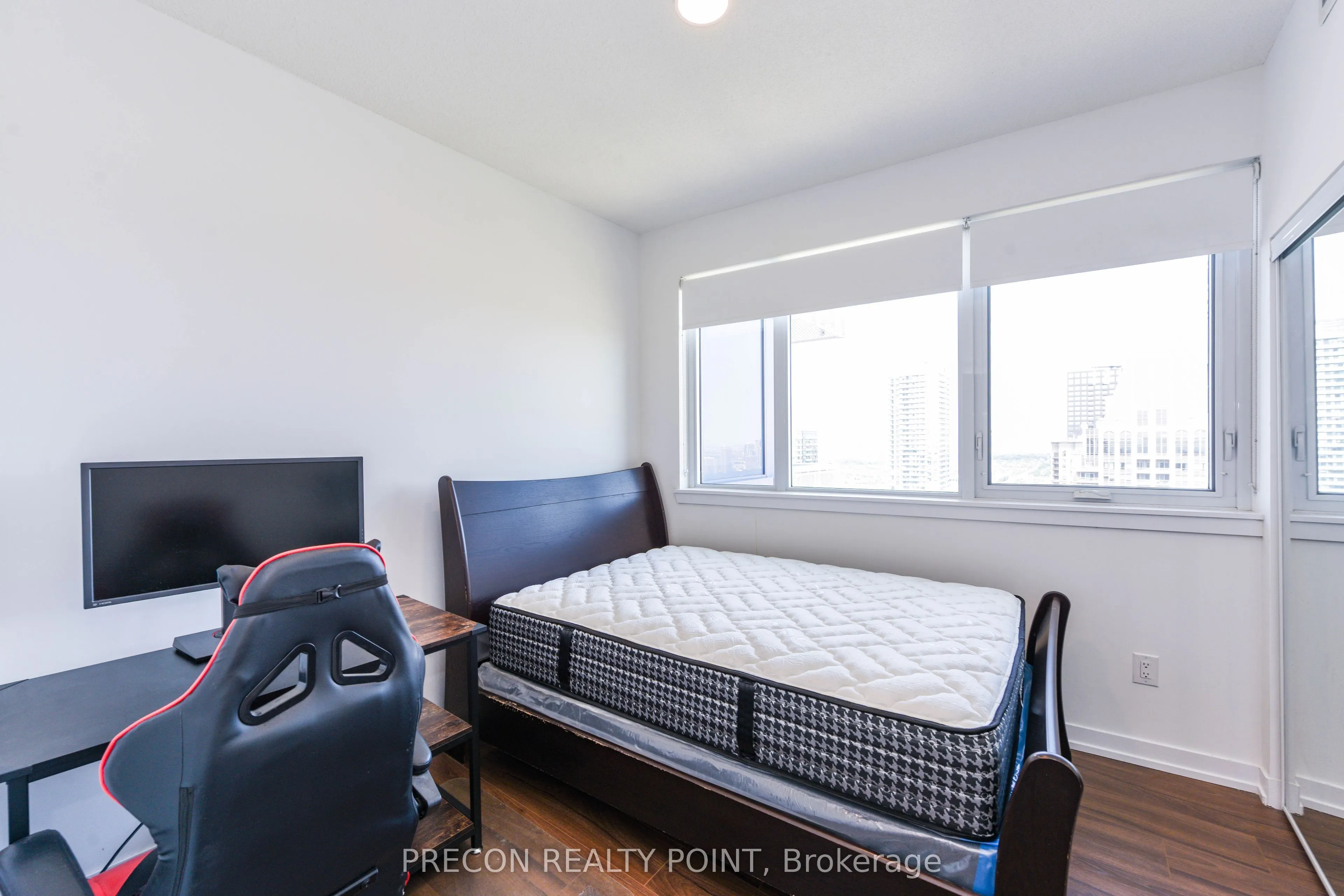 4065 Confederation Parkway, #4004
