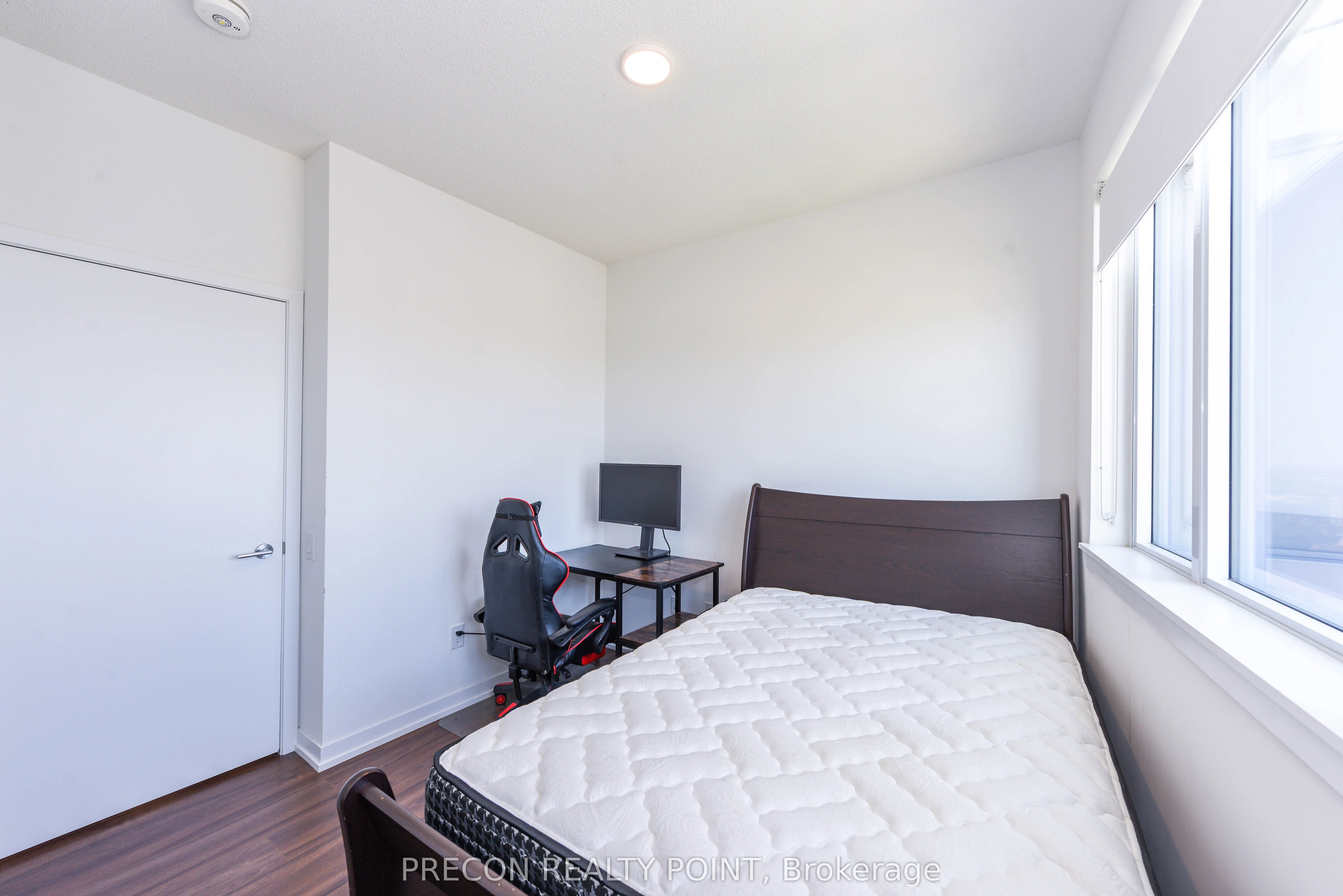4065 Confederation Parkway, #4004