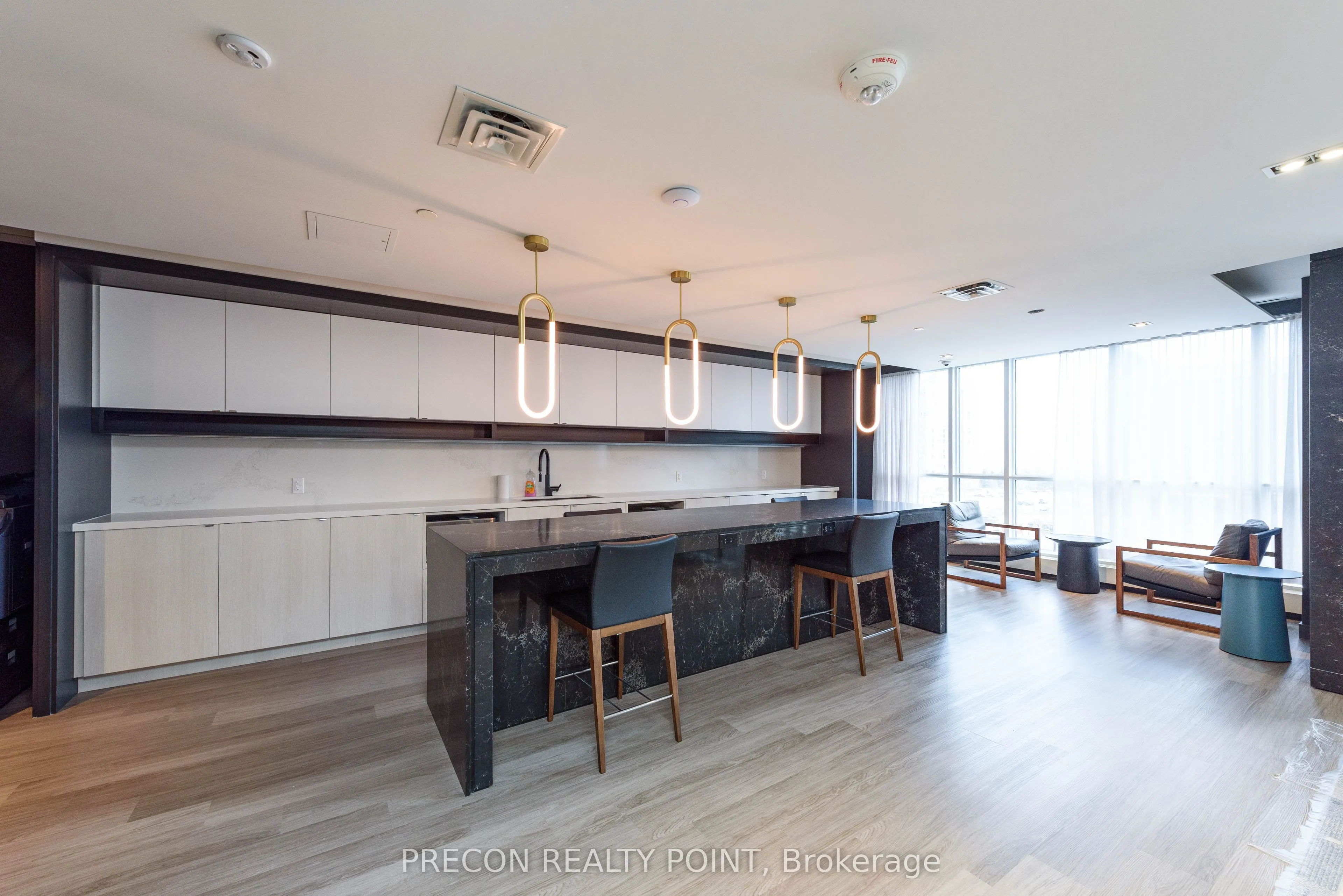 4065 Confederation Parkway, #4004
