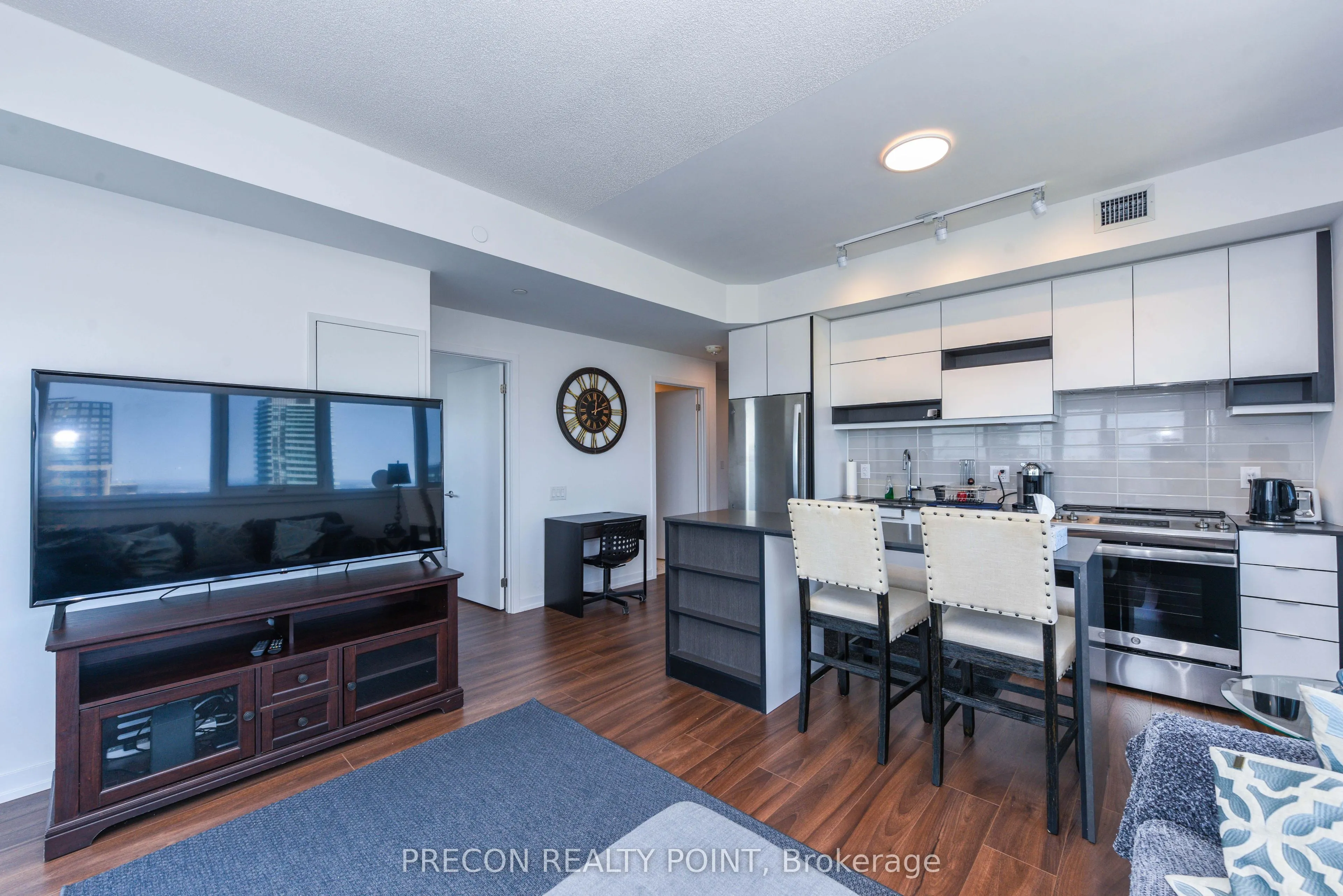 4065 Confederation Parkway, #4004