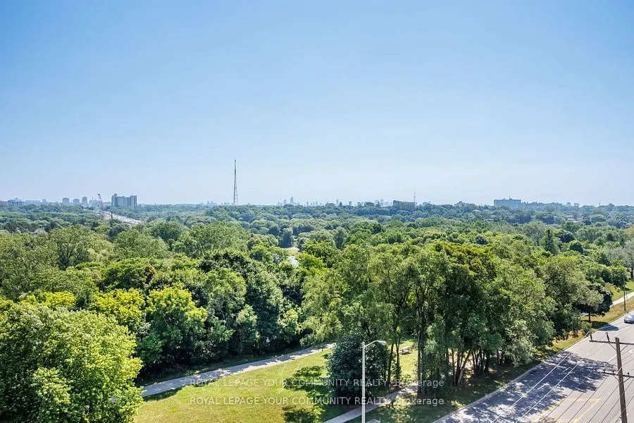 35 Fontenay Court, #1205