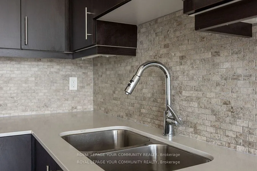 35 Fontenay Court, #1205