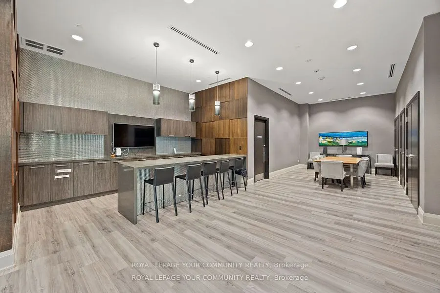 35 Fontenay Court, #1205