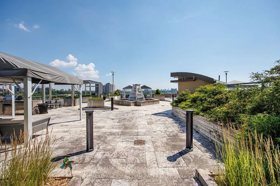35 Fontenay Court, #1205