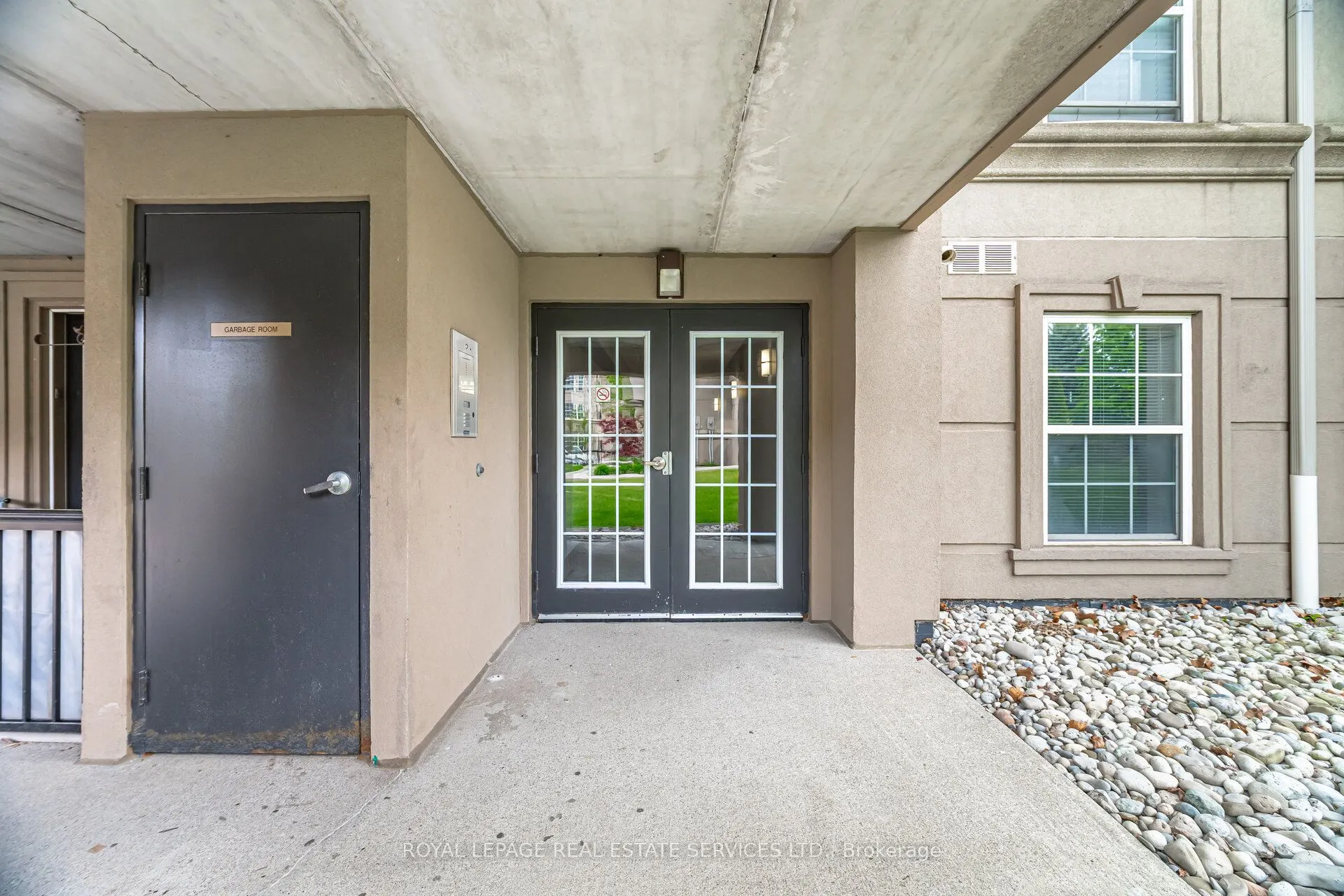 1471 Maple Avenue, #110