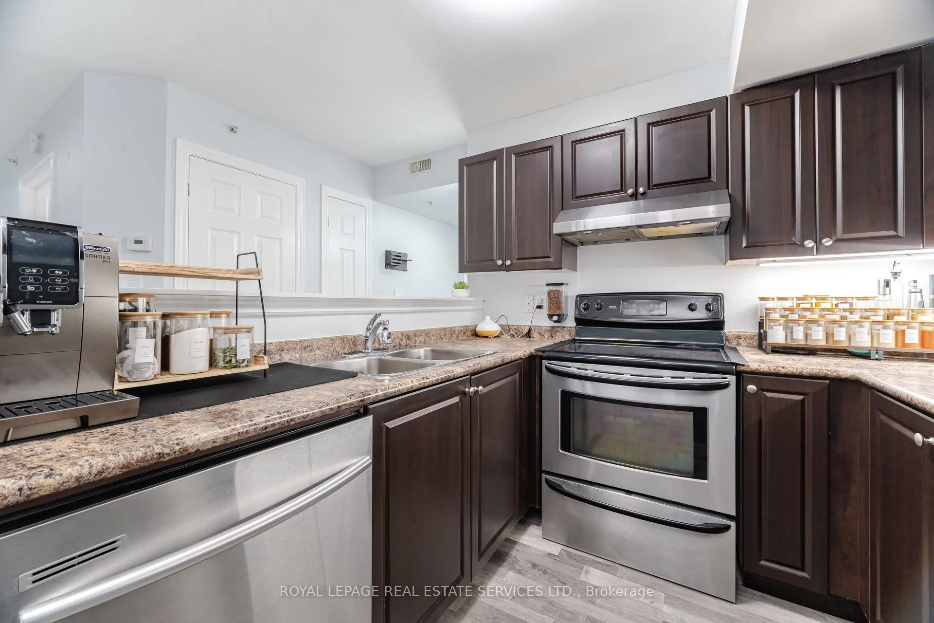 1471 Maple Avenue, #110