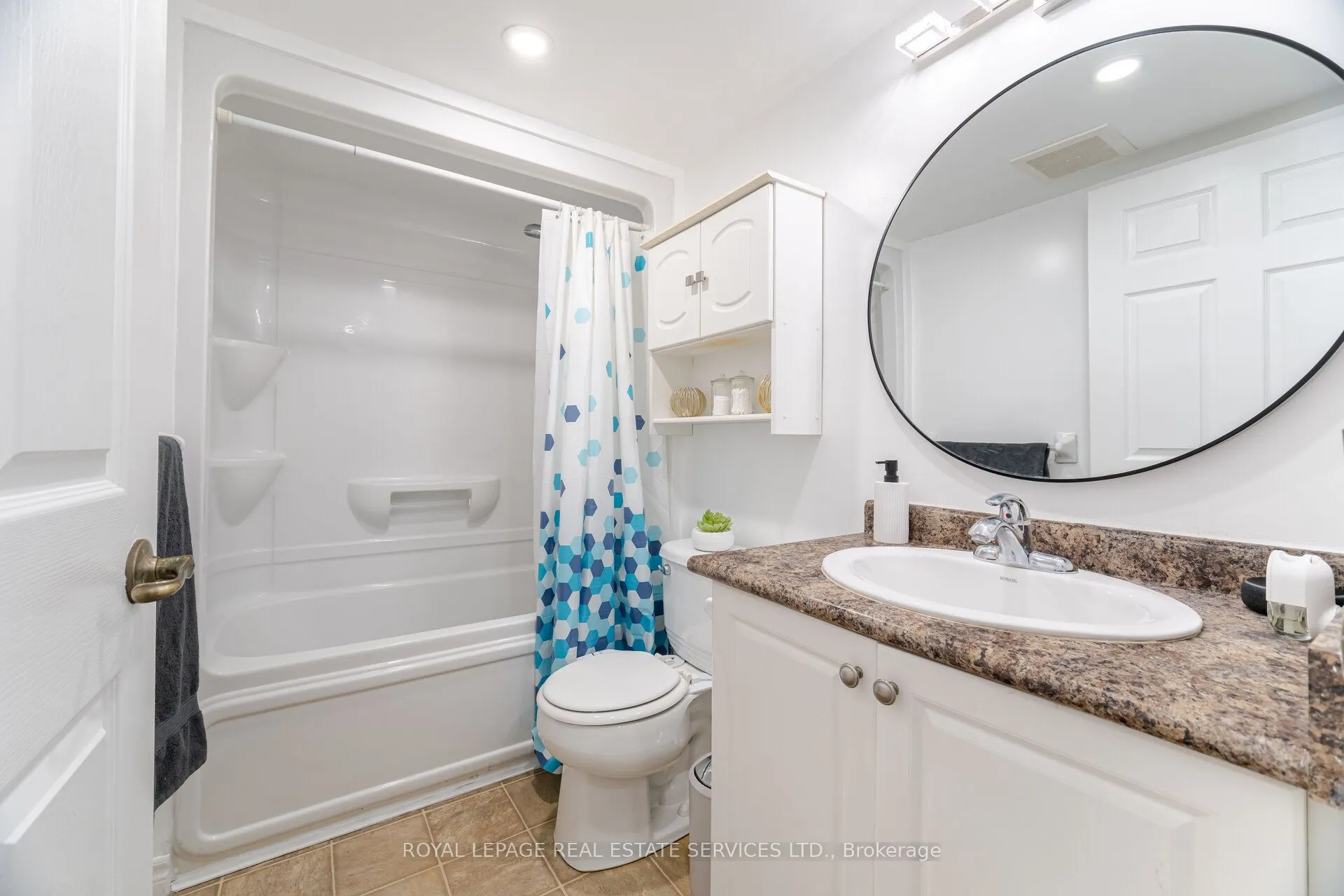 1471 Maple Avenue, #110