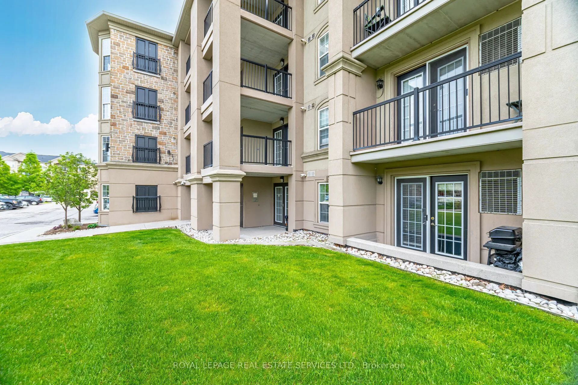 1471 Maple Avenue, #110