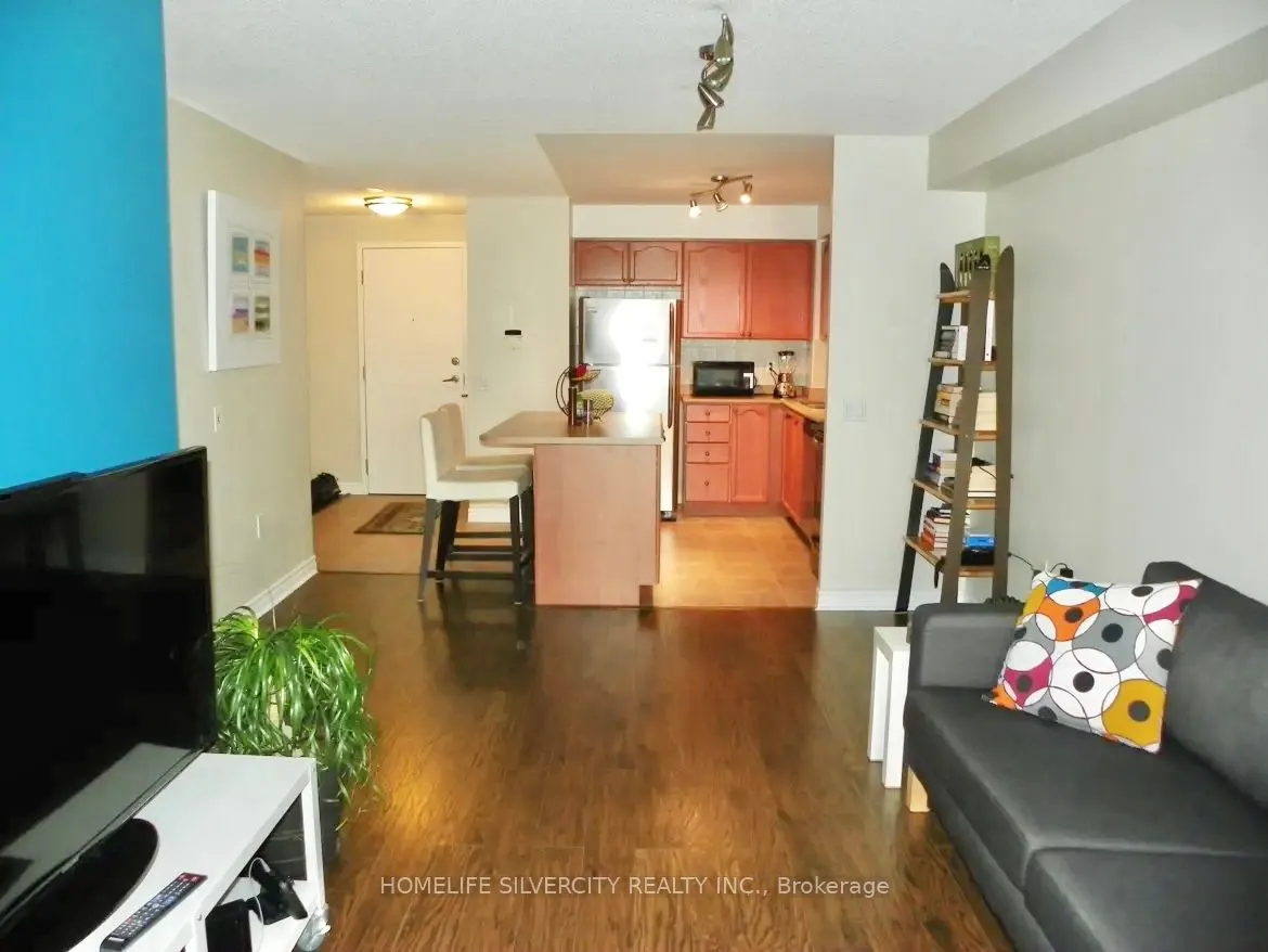 55 Strathaven Drive, #1503