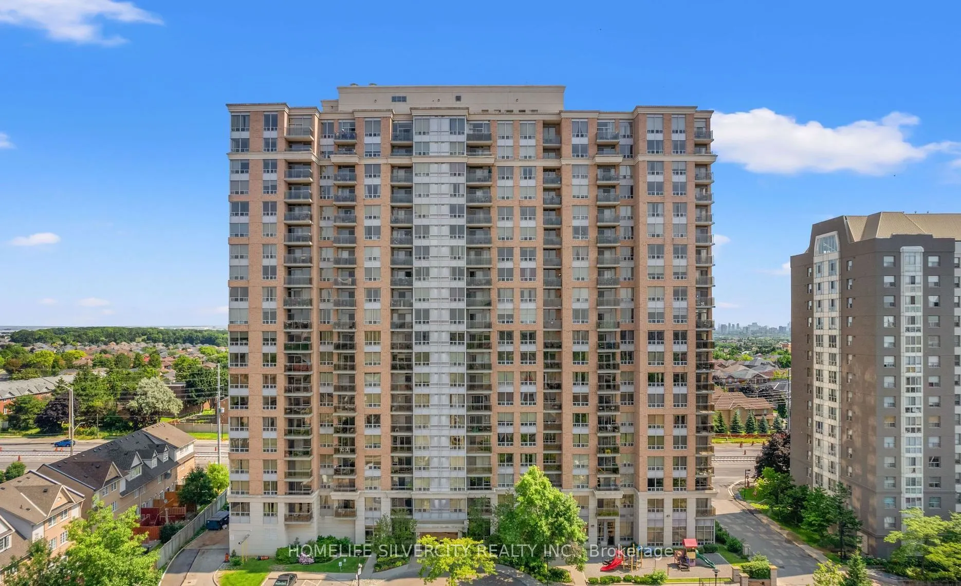 55 Strathaven Drive, #1503