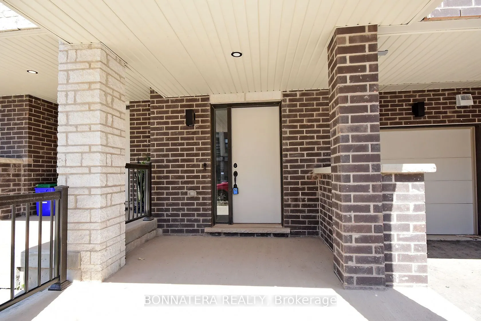 2461 Belt Lane