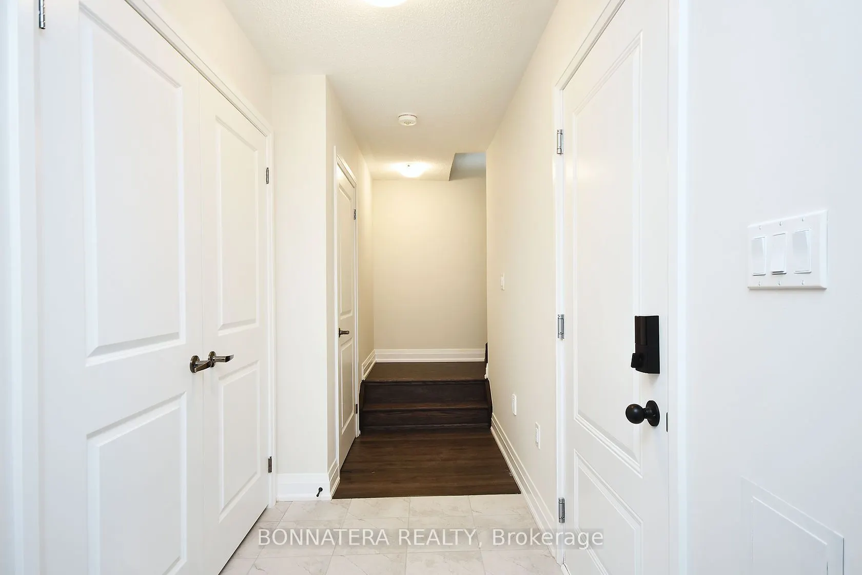 2461 Belt Lane