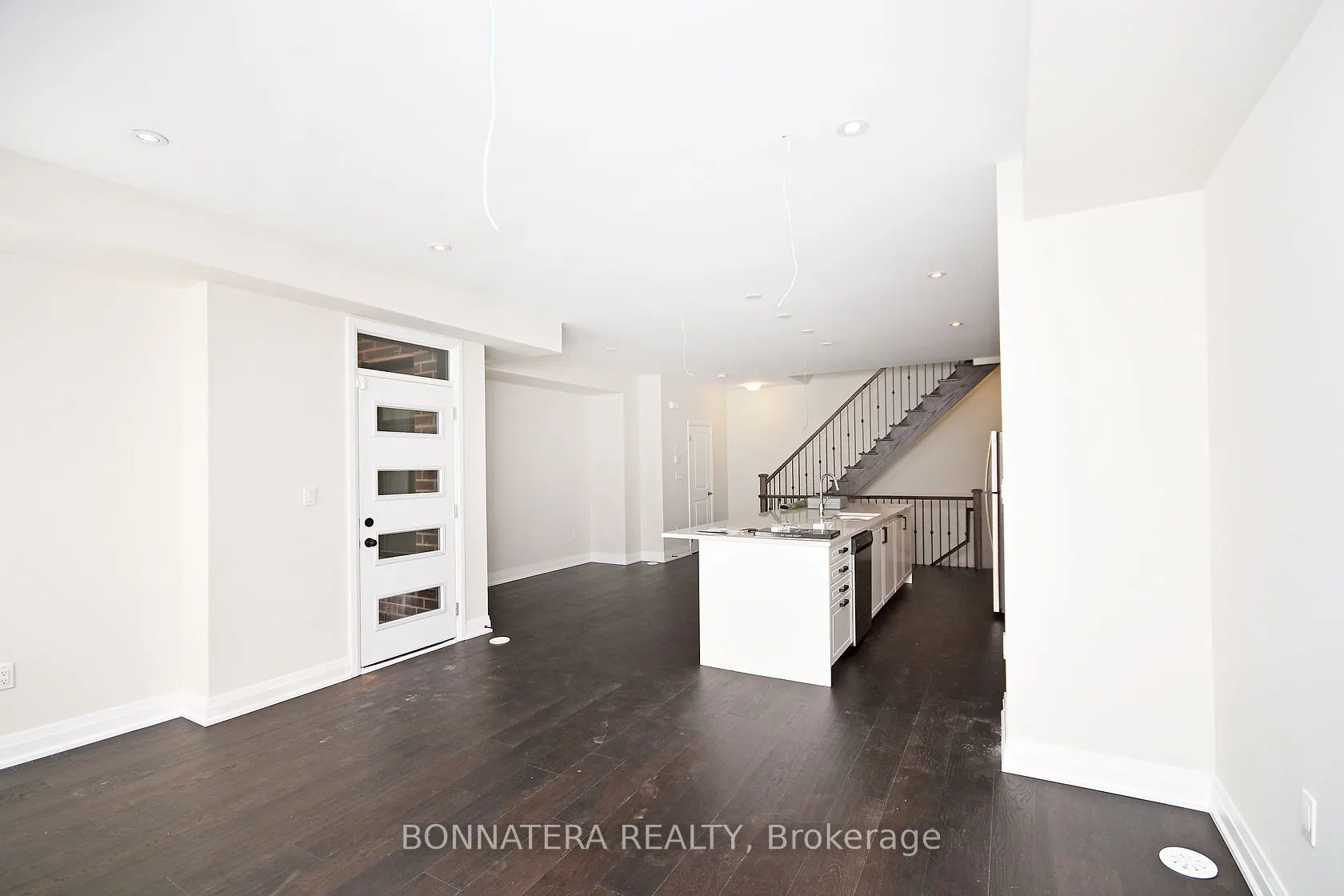 2461 Belt Lane
