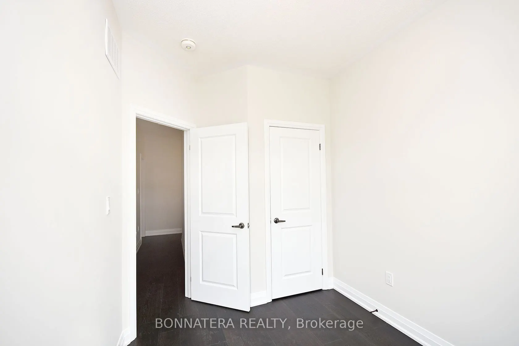 2461 Belt Lane