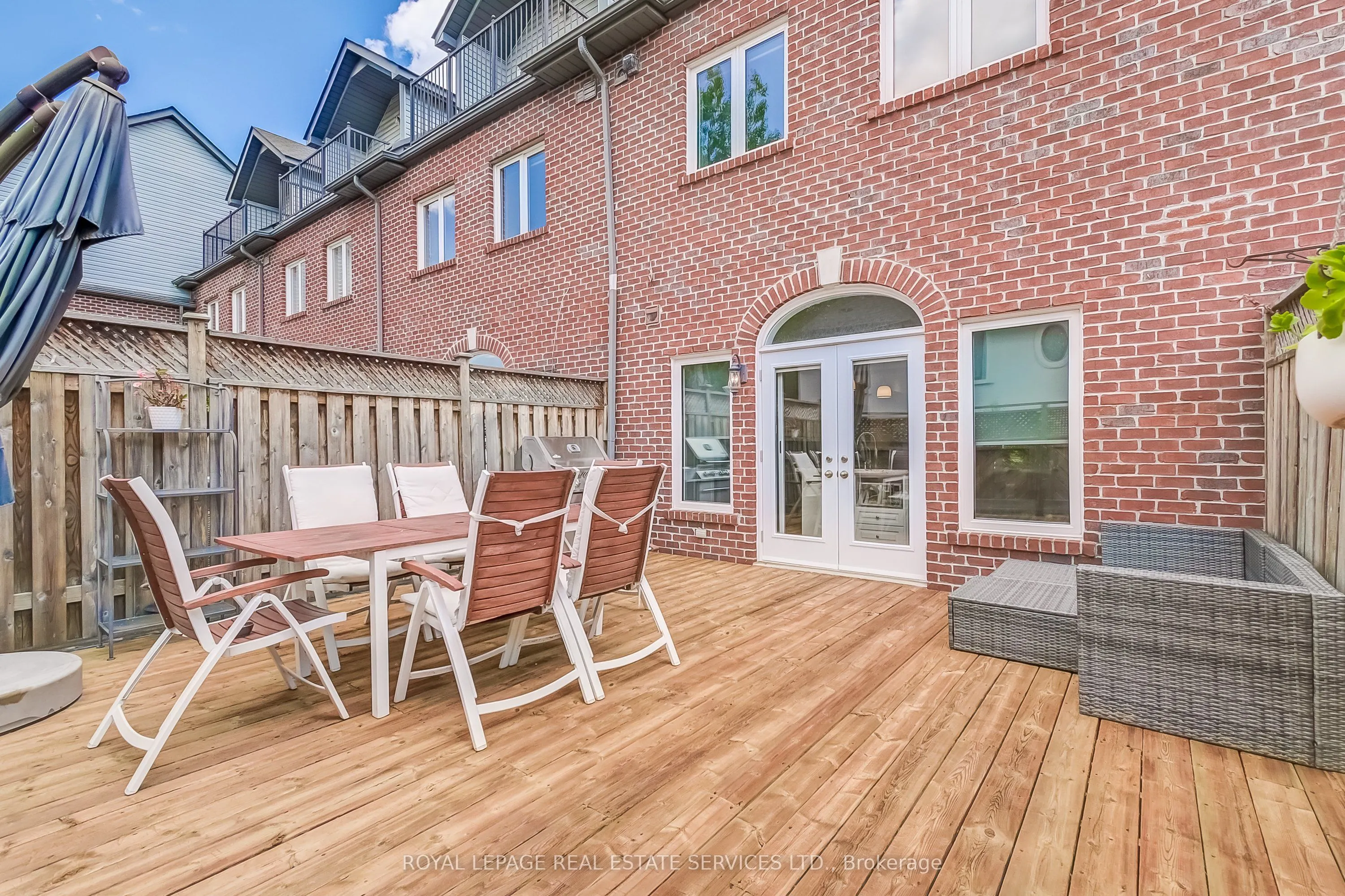 4 Leaves Terrace