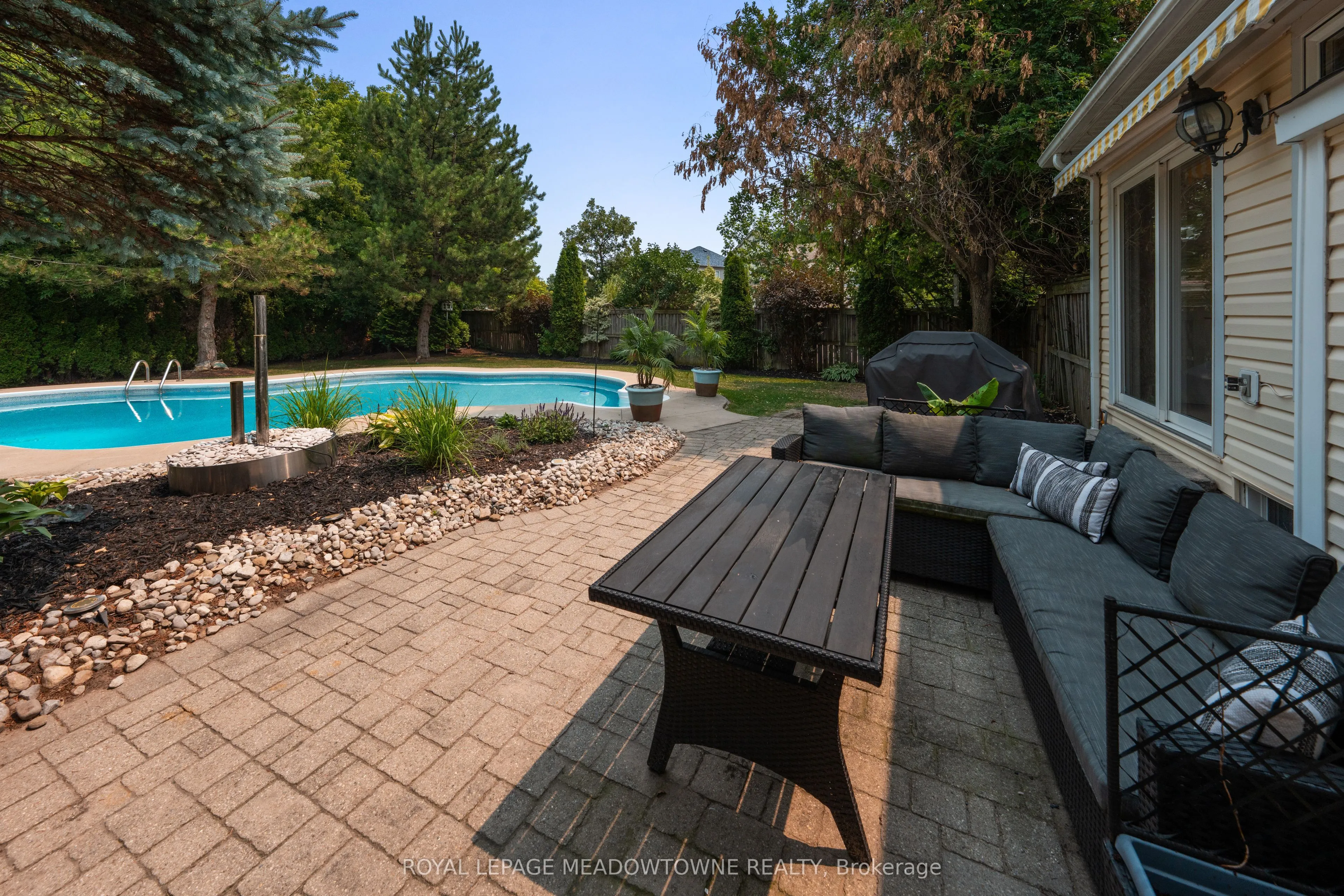 65 Browns Crescent