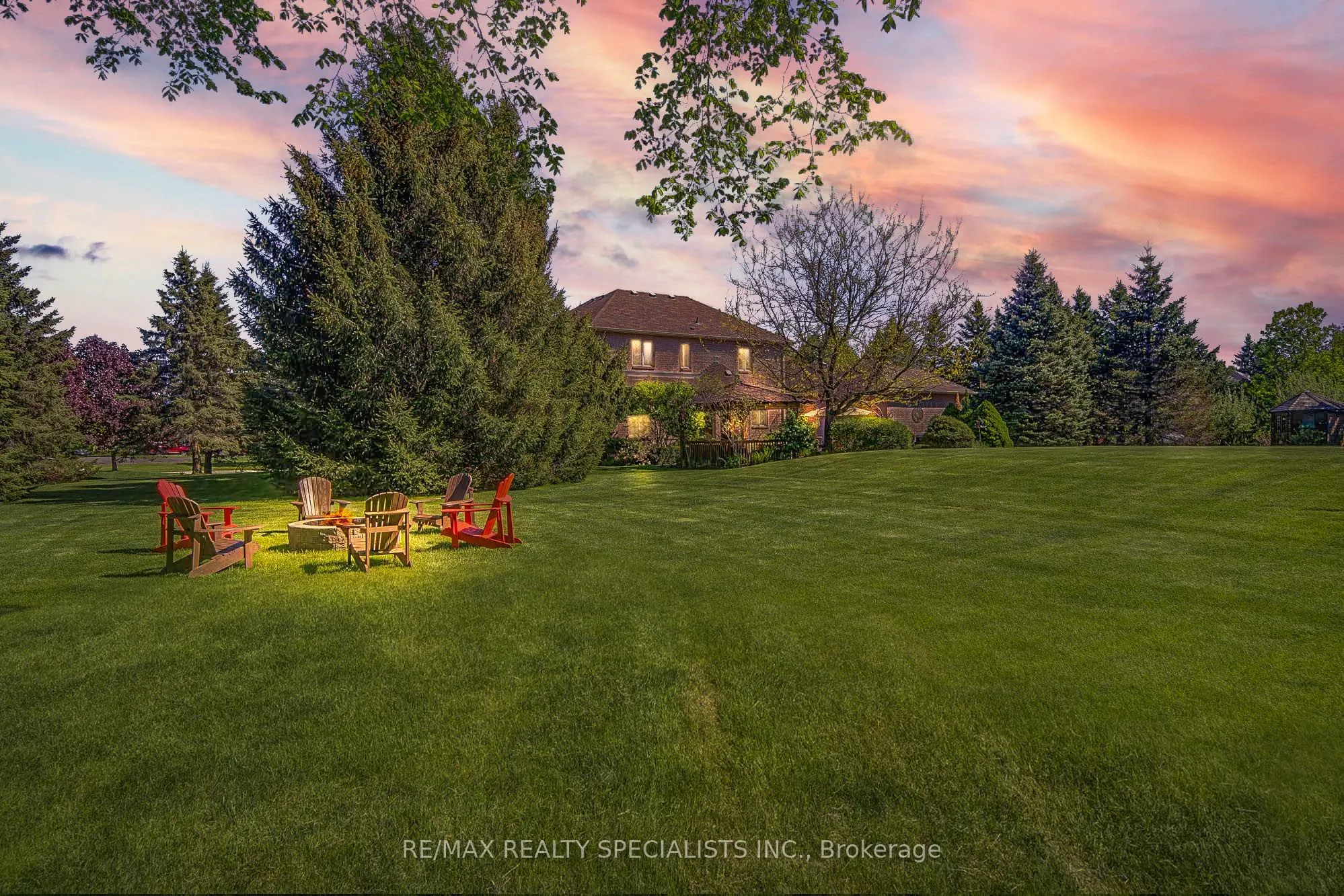 11 Bridlewood Boulevard