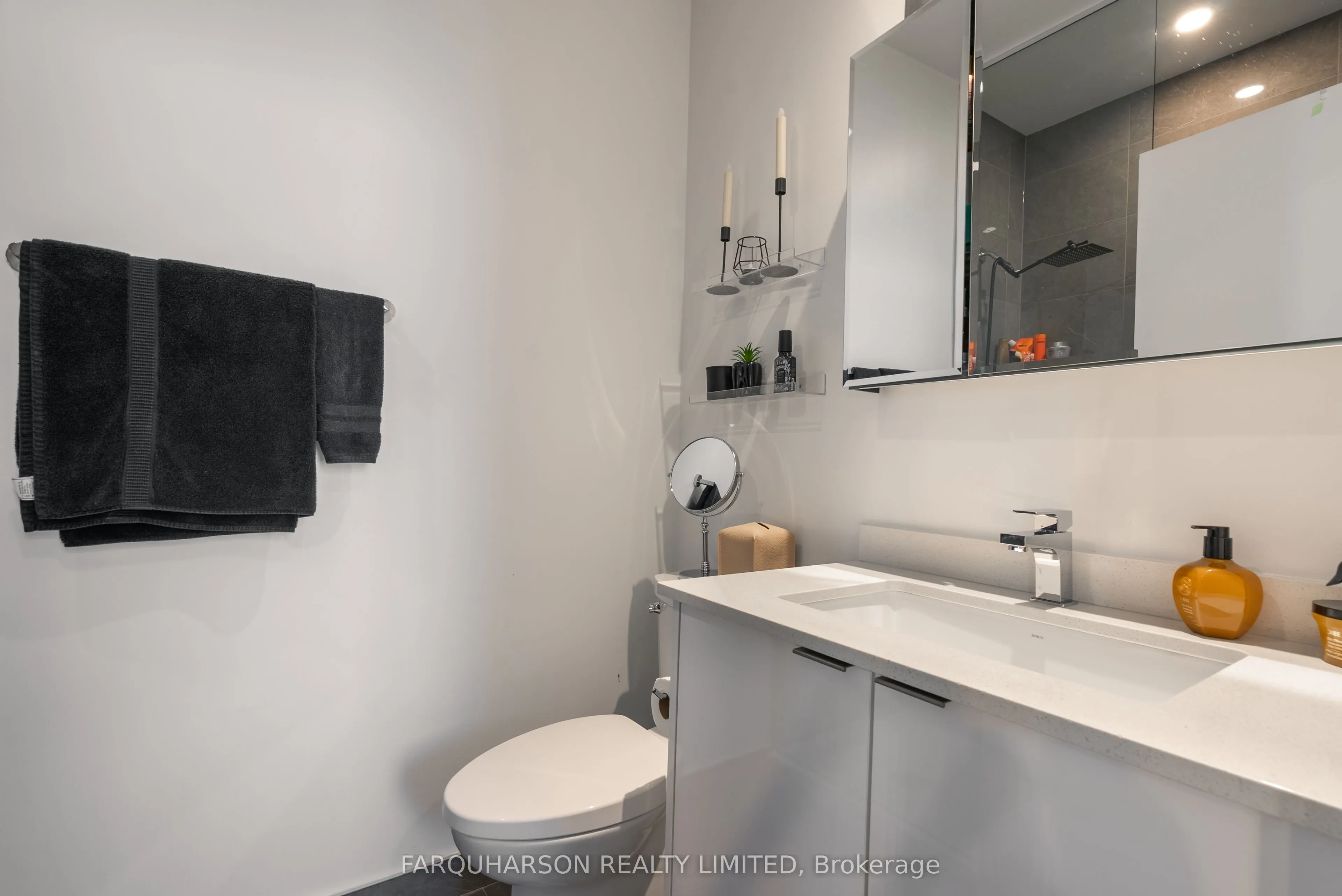 1926 Lakeshore Boulevard W, #3209