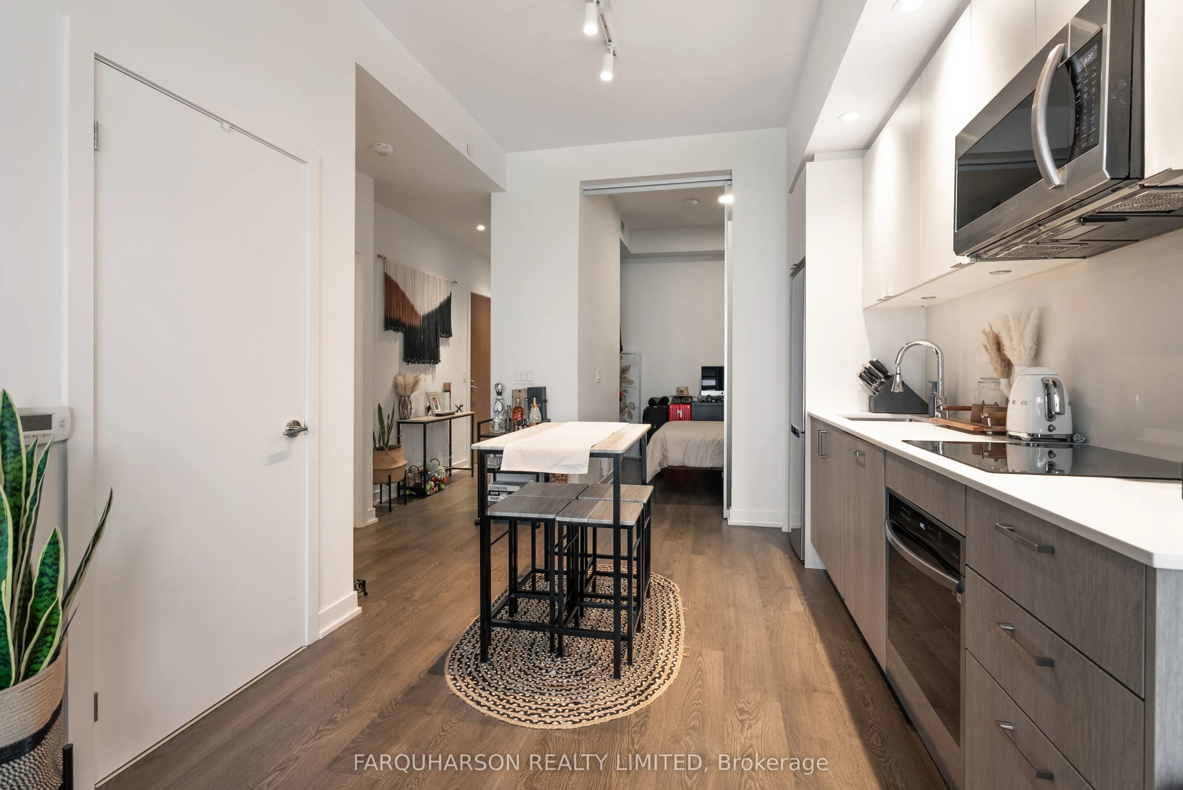 1926 Lakeshore Boulevard W, #3209