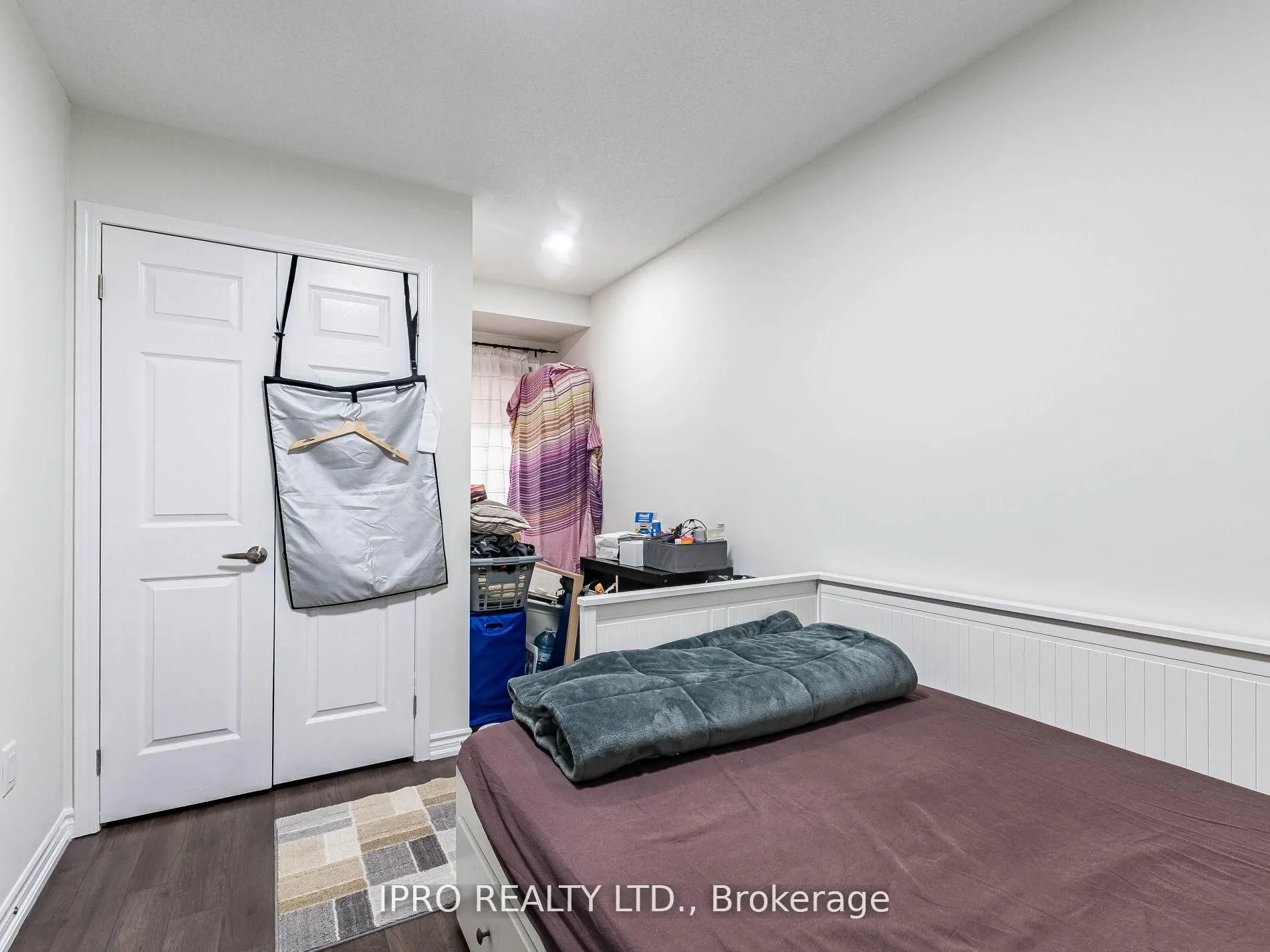 581 Allport Gate