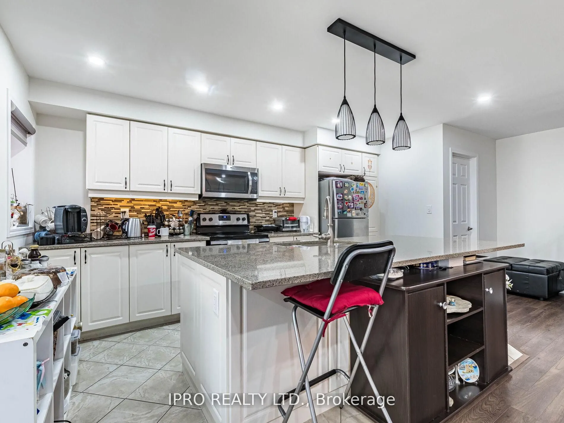 581 Allport Gate