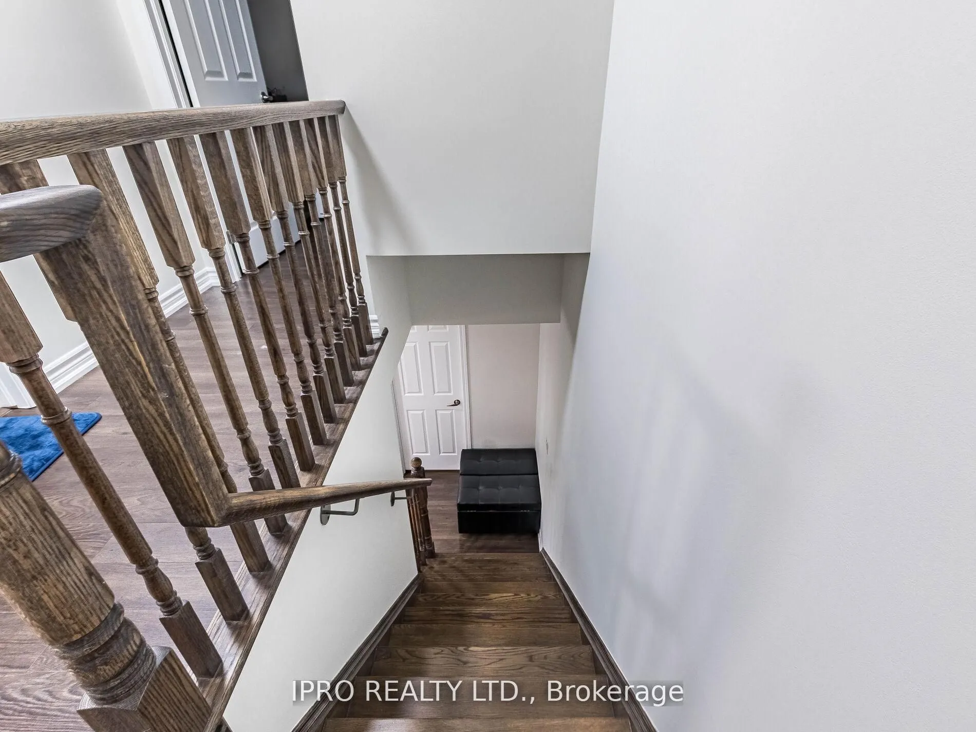 581 Allport Gate