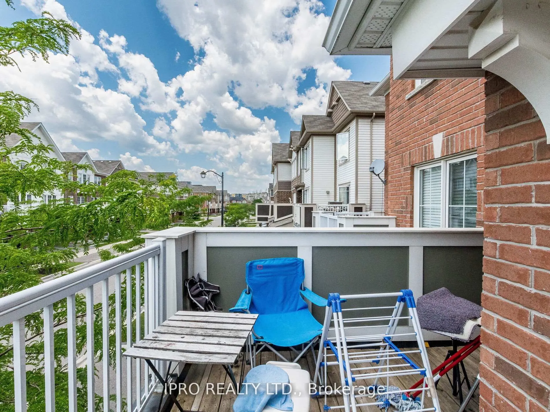 581 Allport Gate