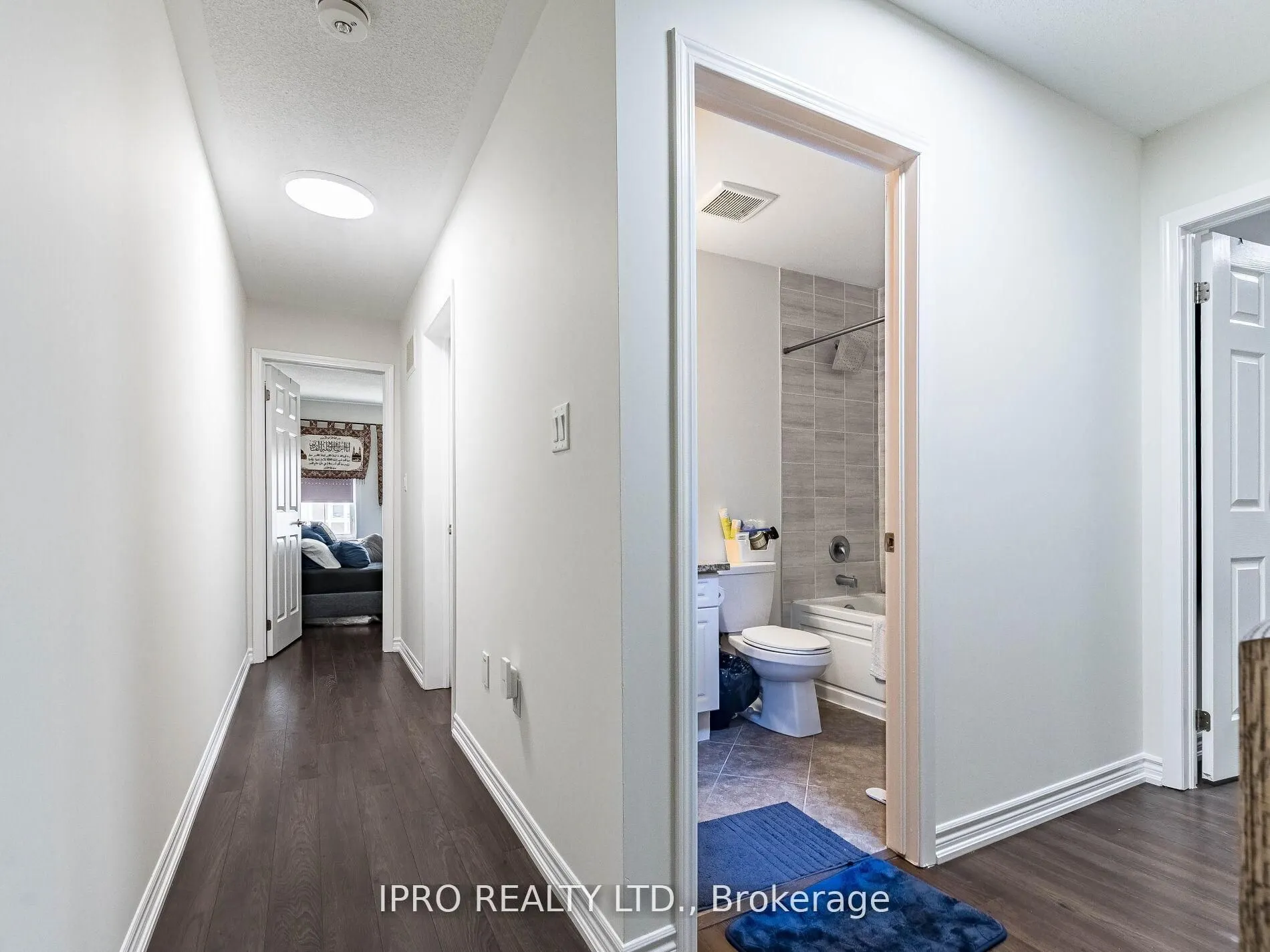 581 Allport Gate