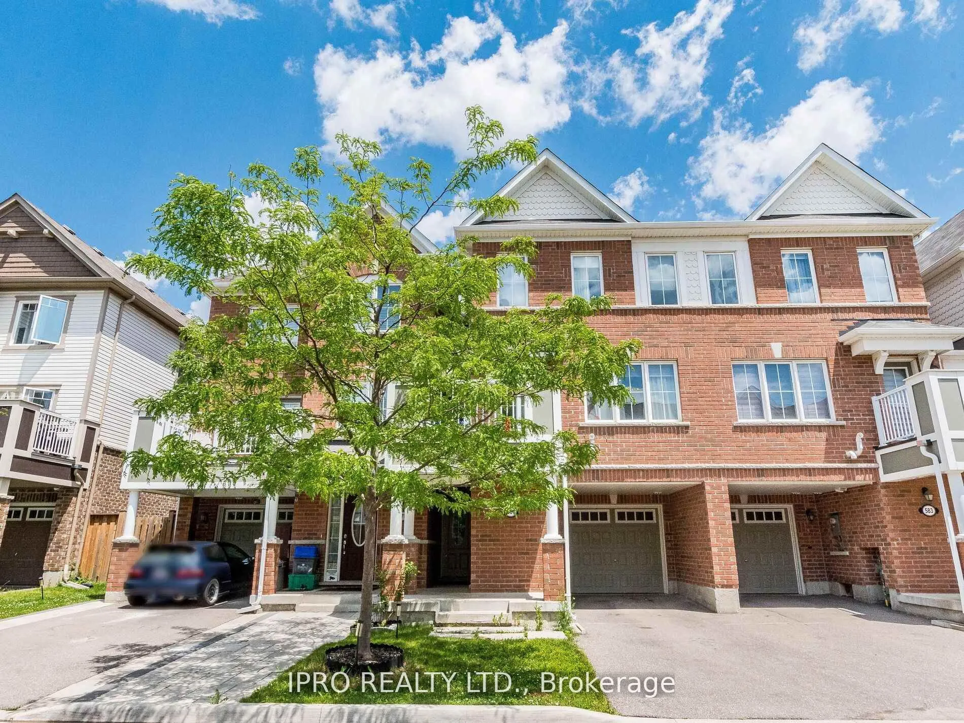 581 Allport Gate