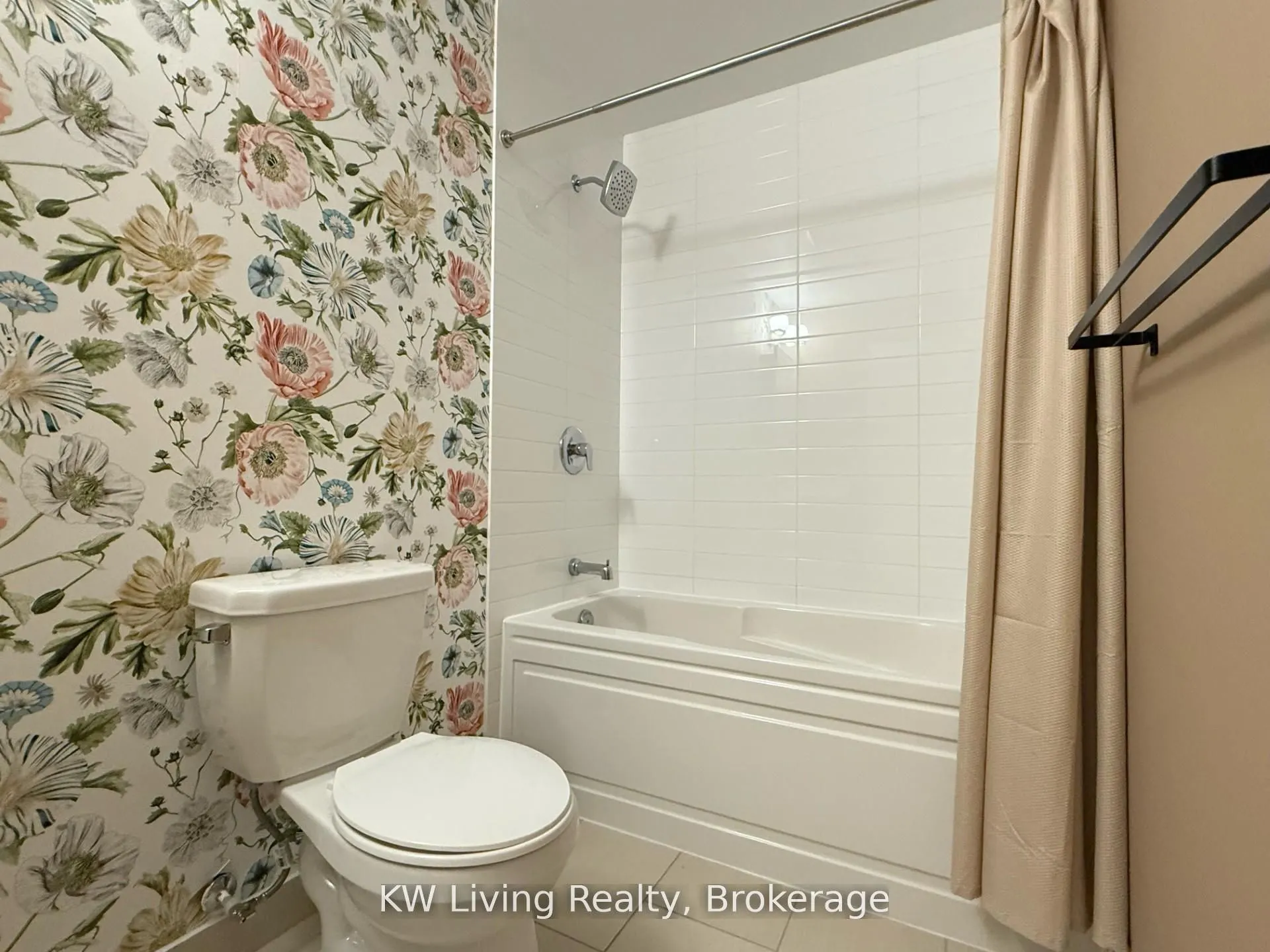 30 Shore Breeze Drive S, #428