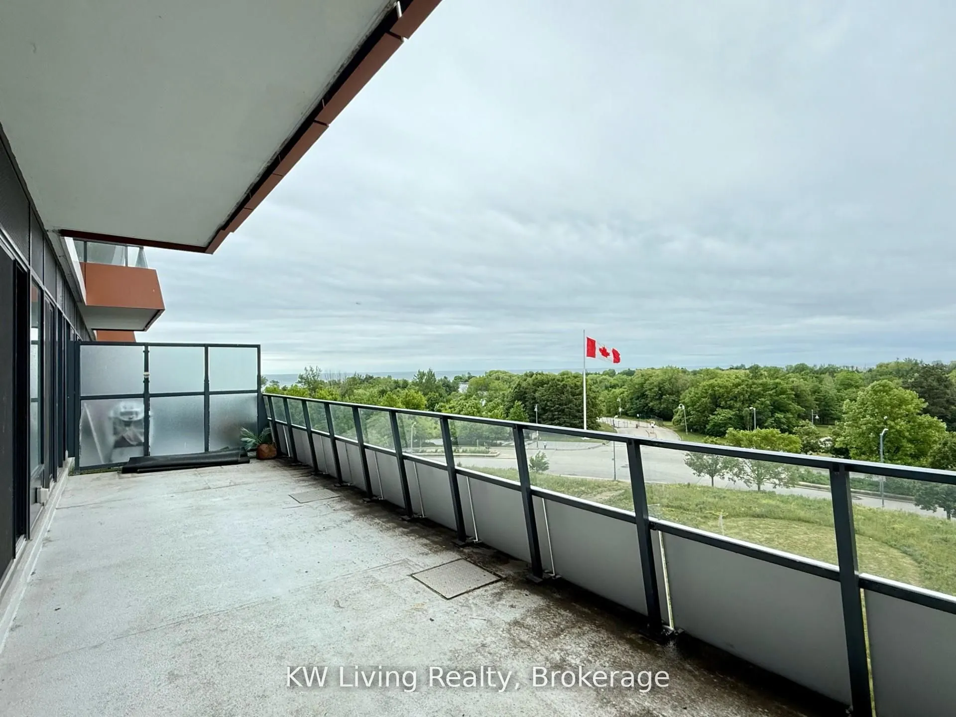 30 Shore Breeze Drive S, #428