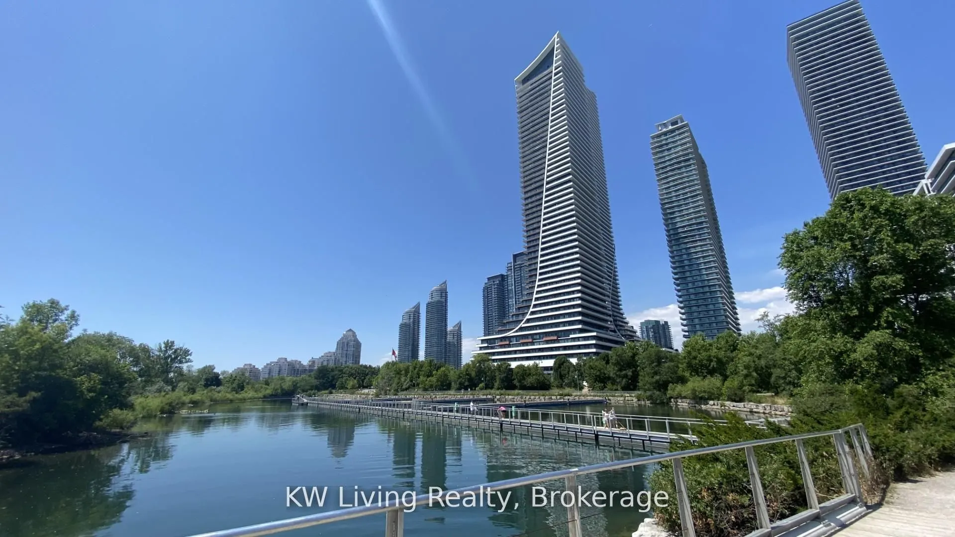 30 Shore Breeze Drive S, #428