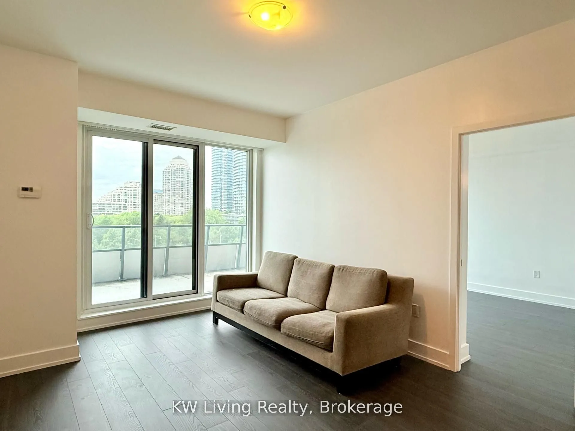 30 Shore Breeze Drive S, #428