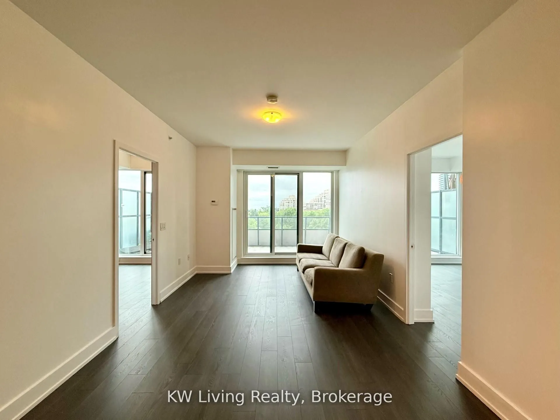 30 Shore Breeze Drive S, #428