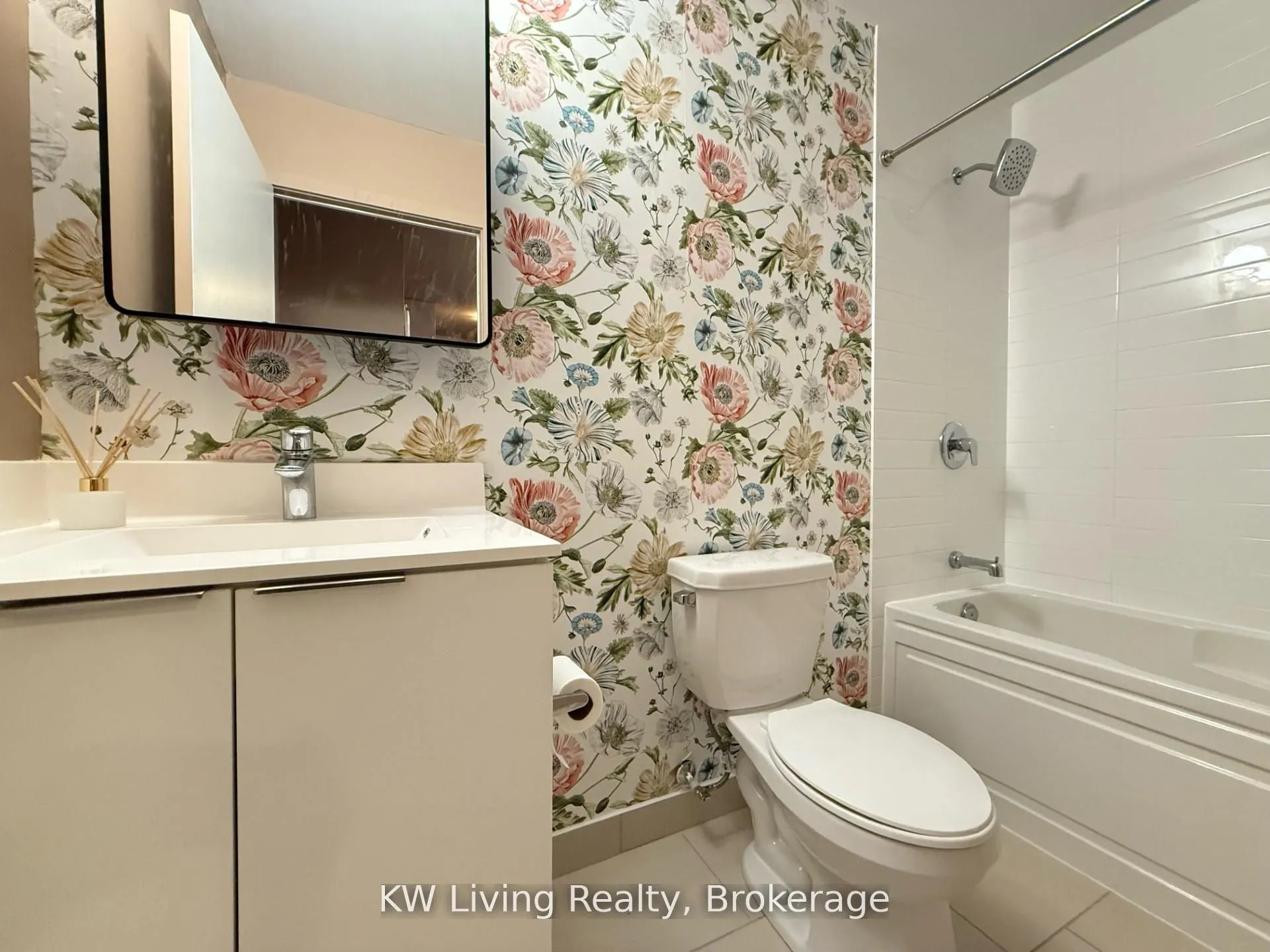 30 Shore Breeze Drive S, #428