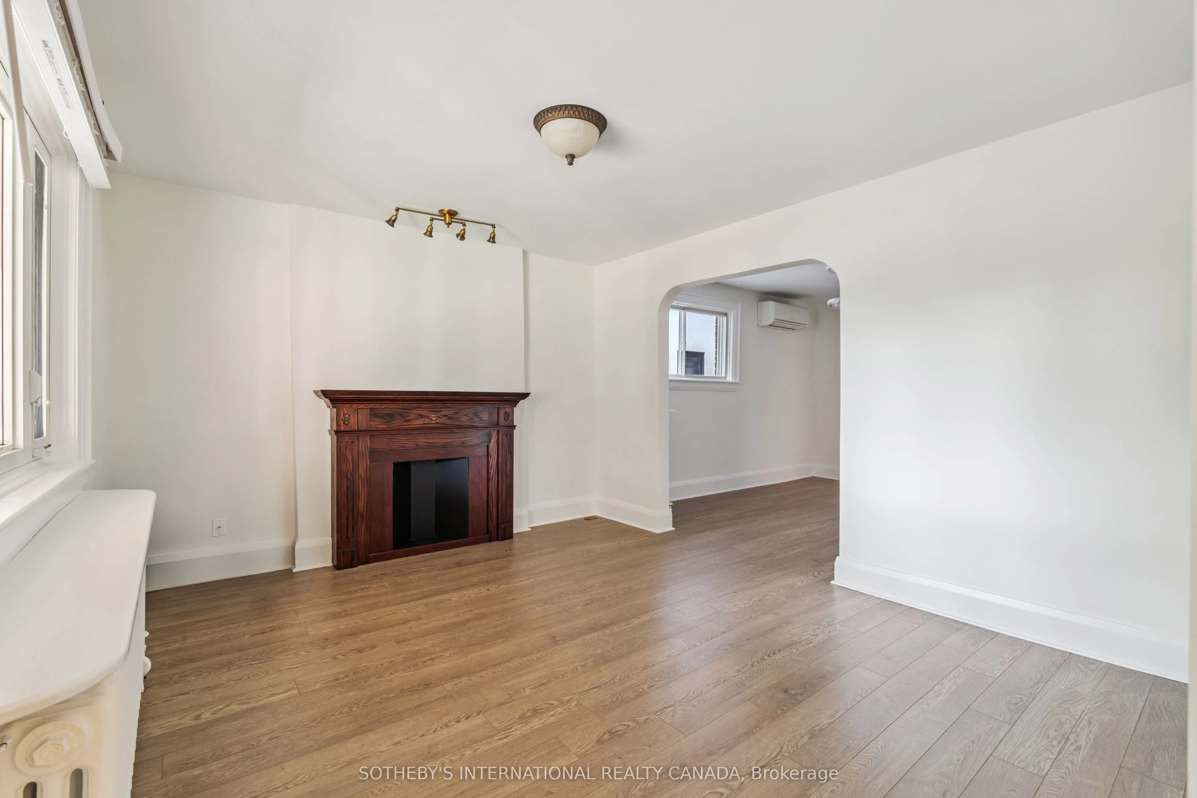 165 Lake Shore Drive