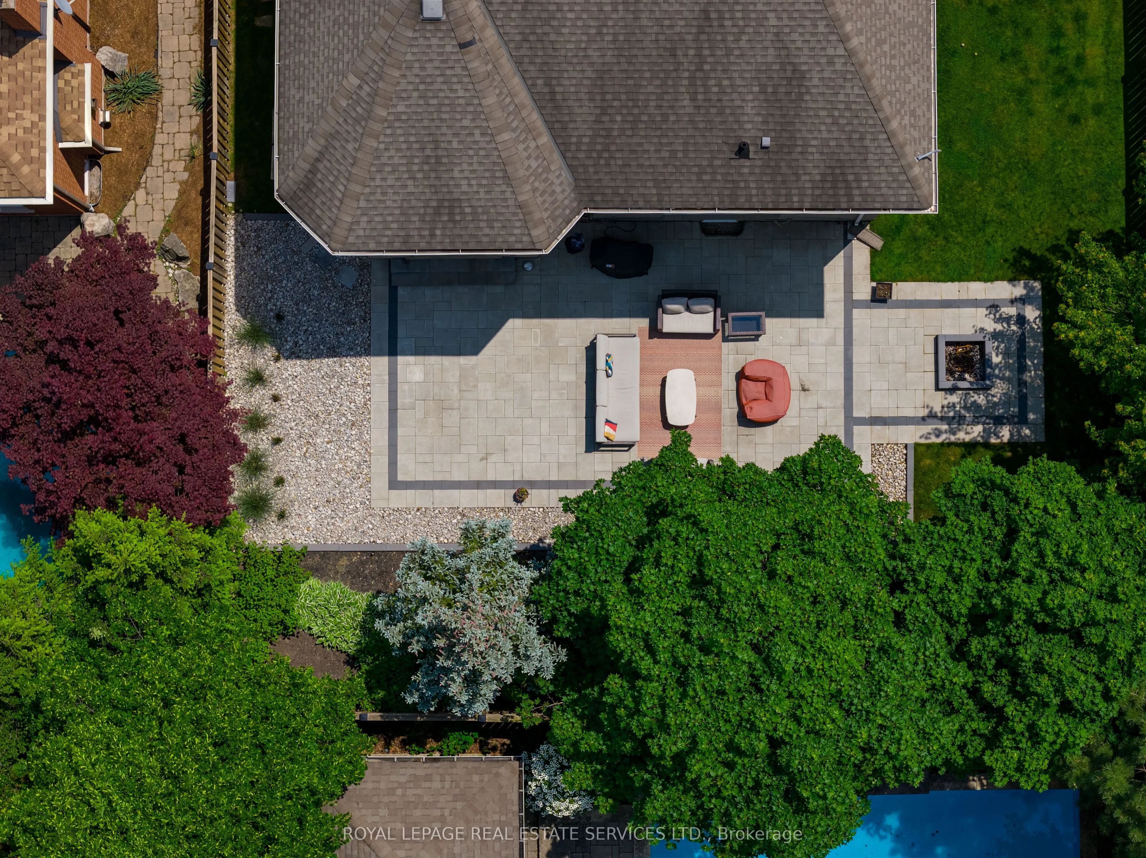 1061 Summit Ridge Drive