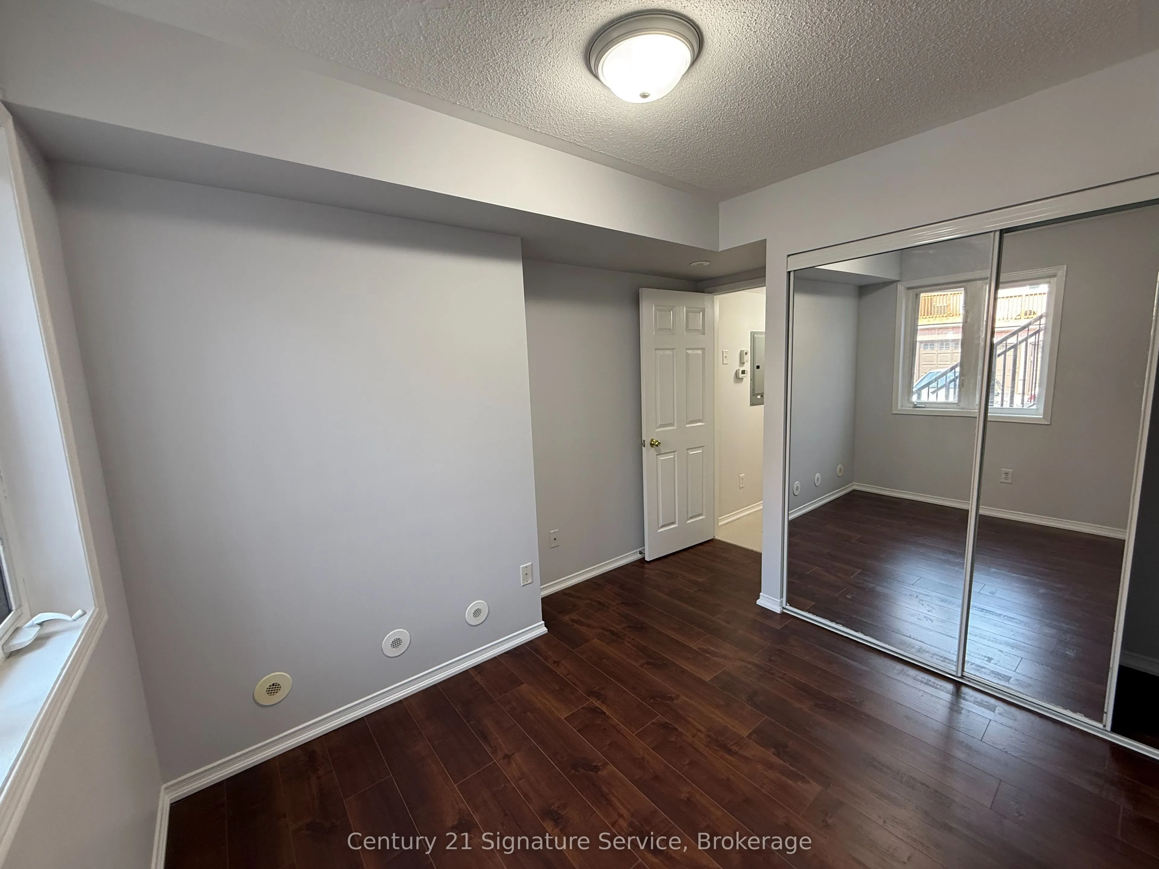 4975 Southhampton Drive, #277