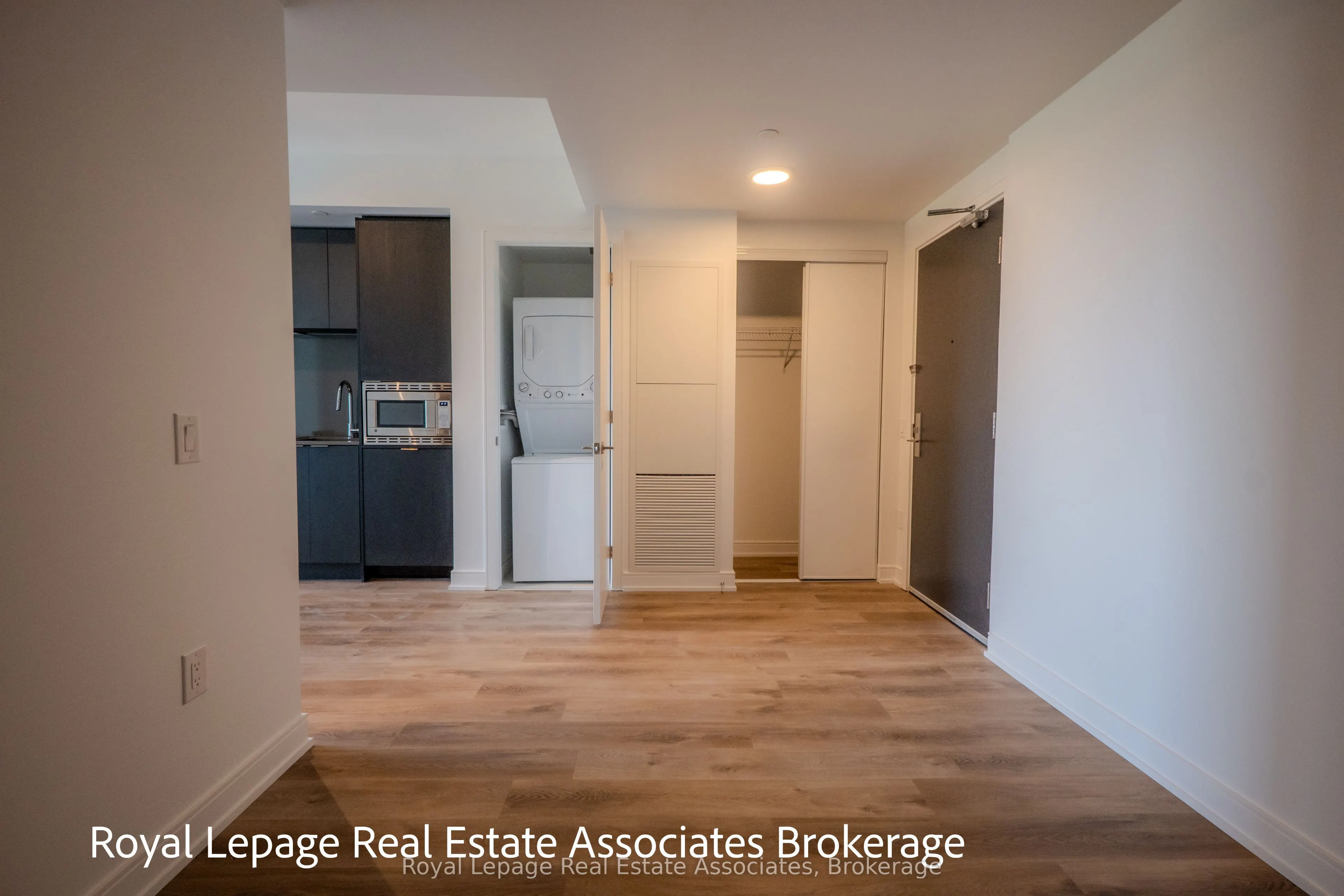 3009 Novar Road, #205
