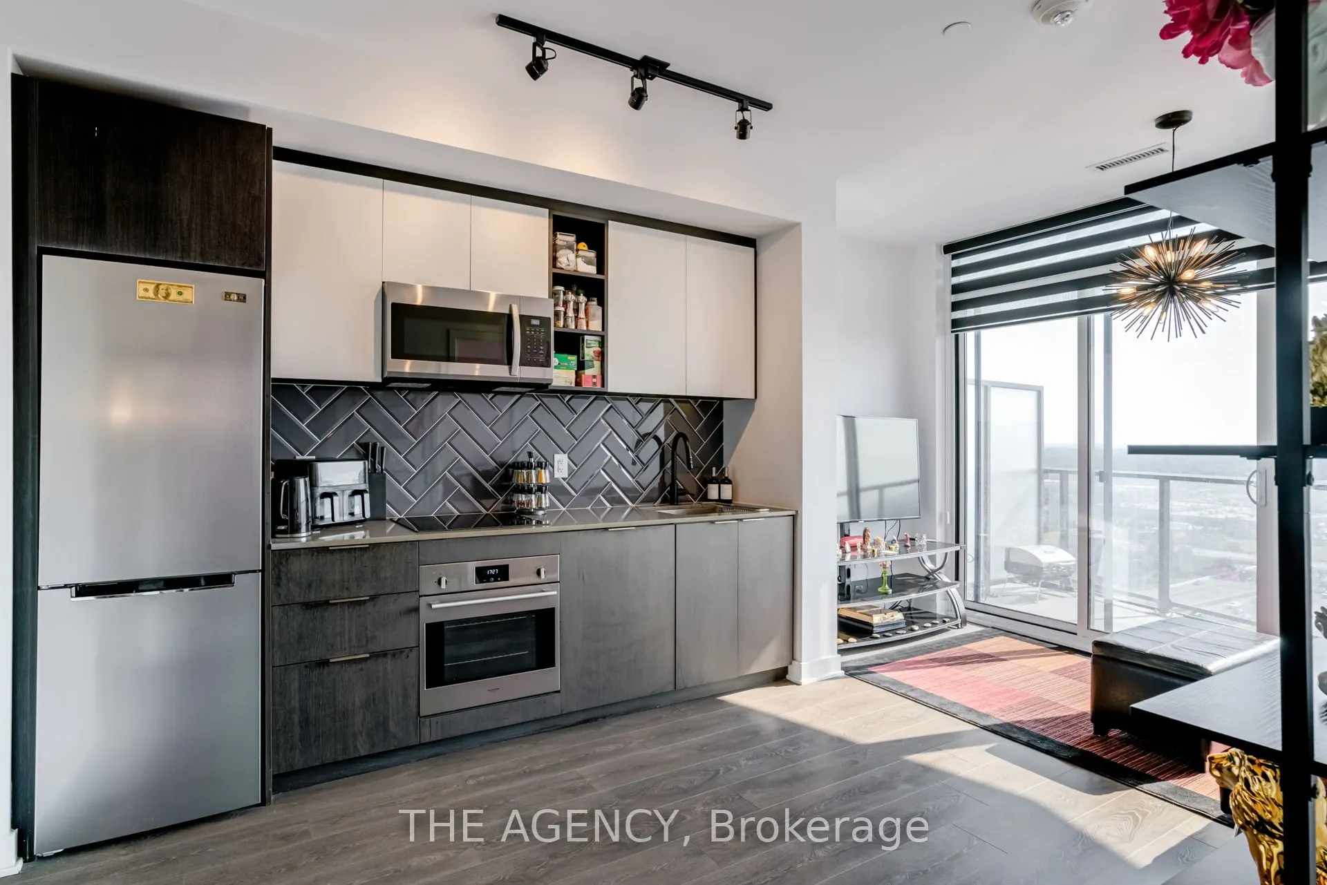 36 Zorra Street, #1802