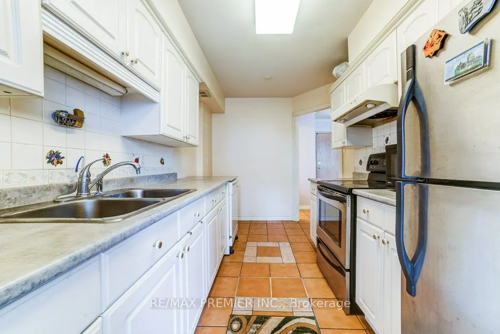 55 Elm Drive W, #308