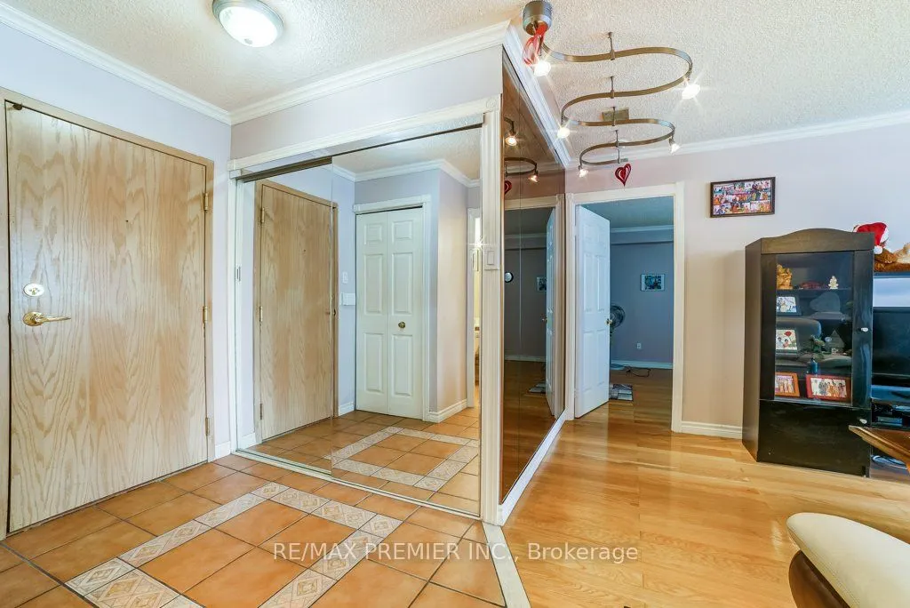 55 Elm Drive W, #308