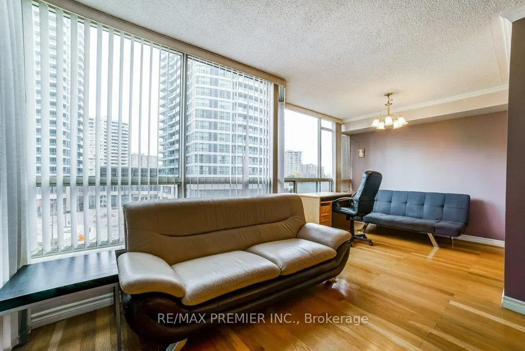 55 Elm Drive W, #308