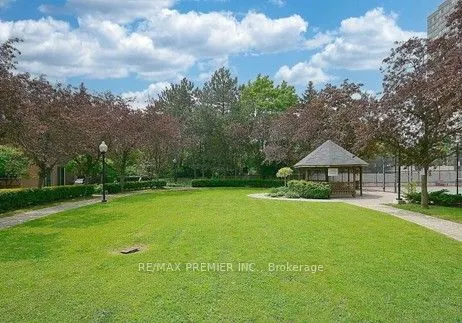 55 Elm Drive W, #308