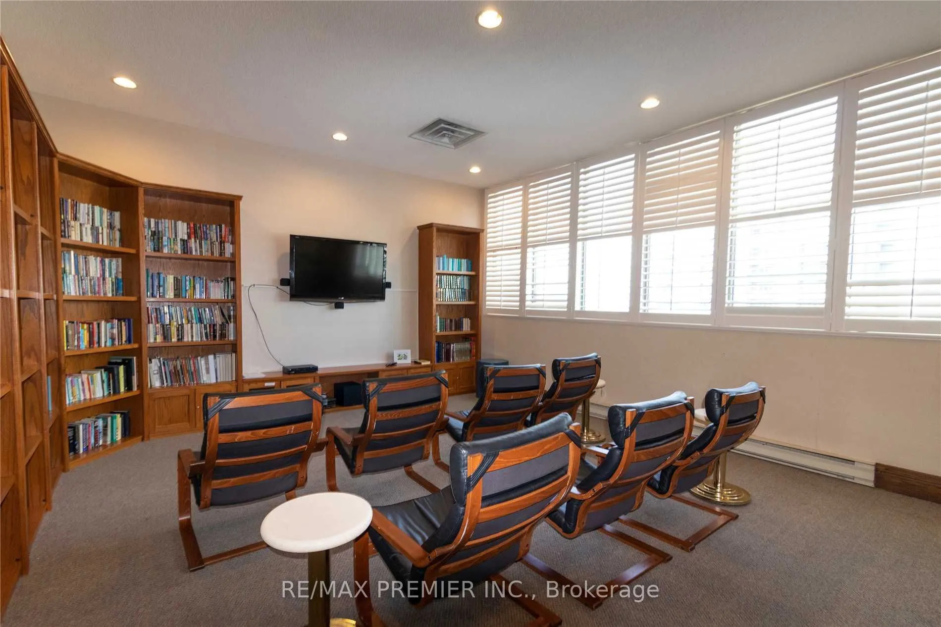 55 Elm Drive W, #308