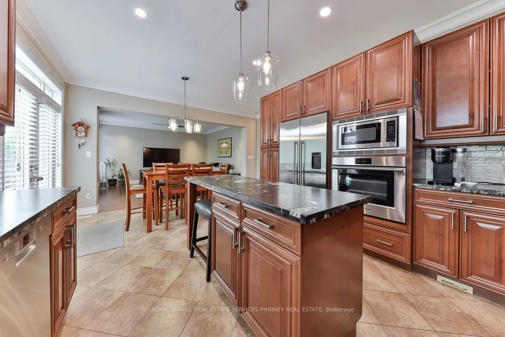 3260 Ribble Crescent